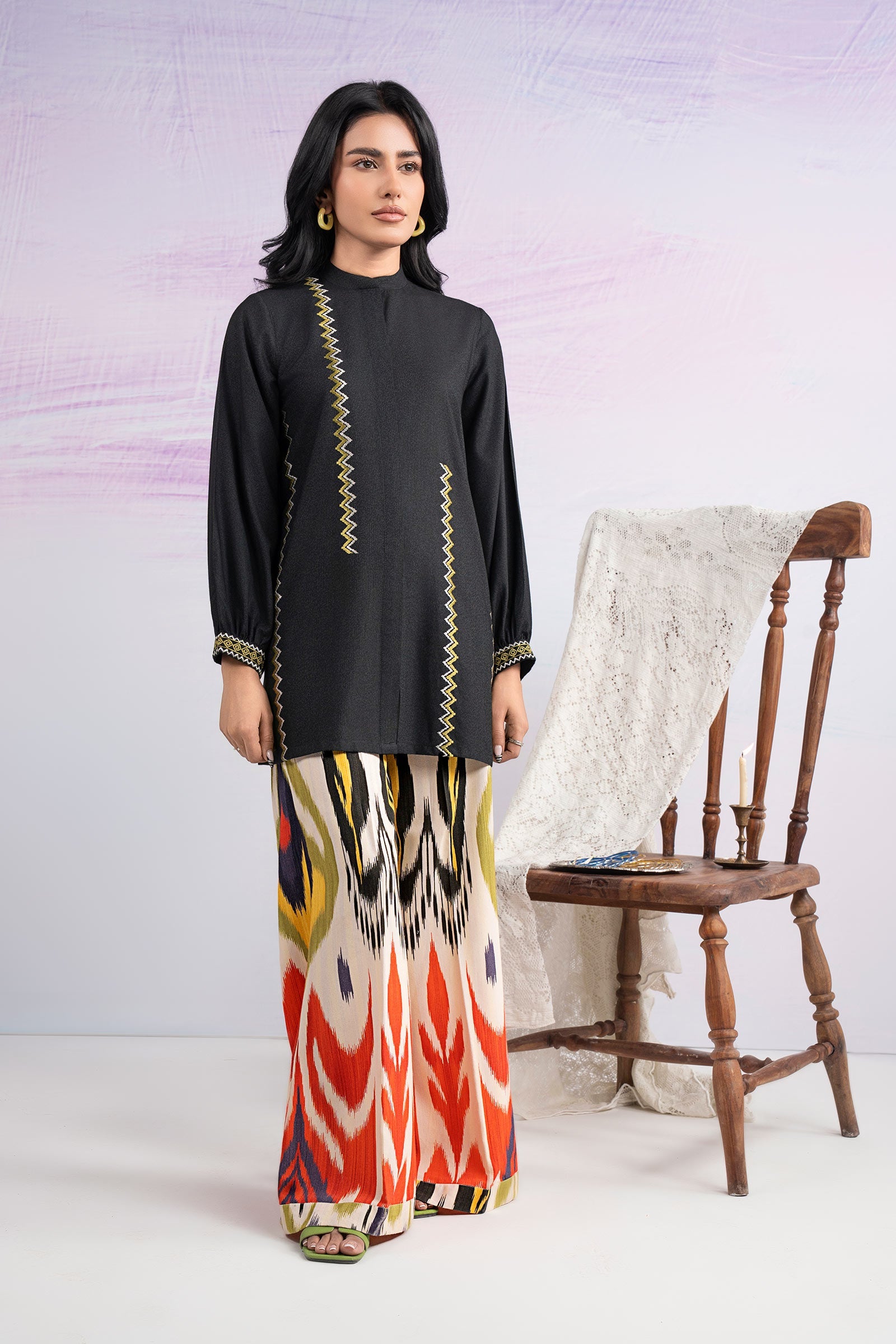 2 Pc Embroidered Karandi Suit