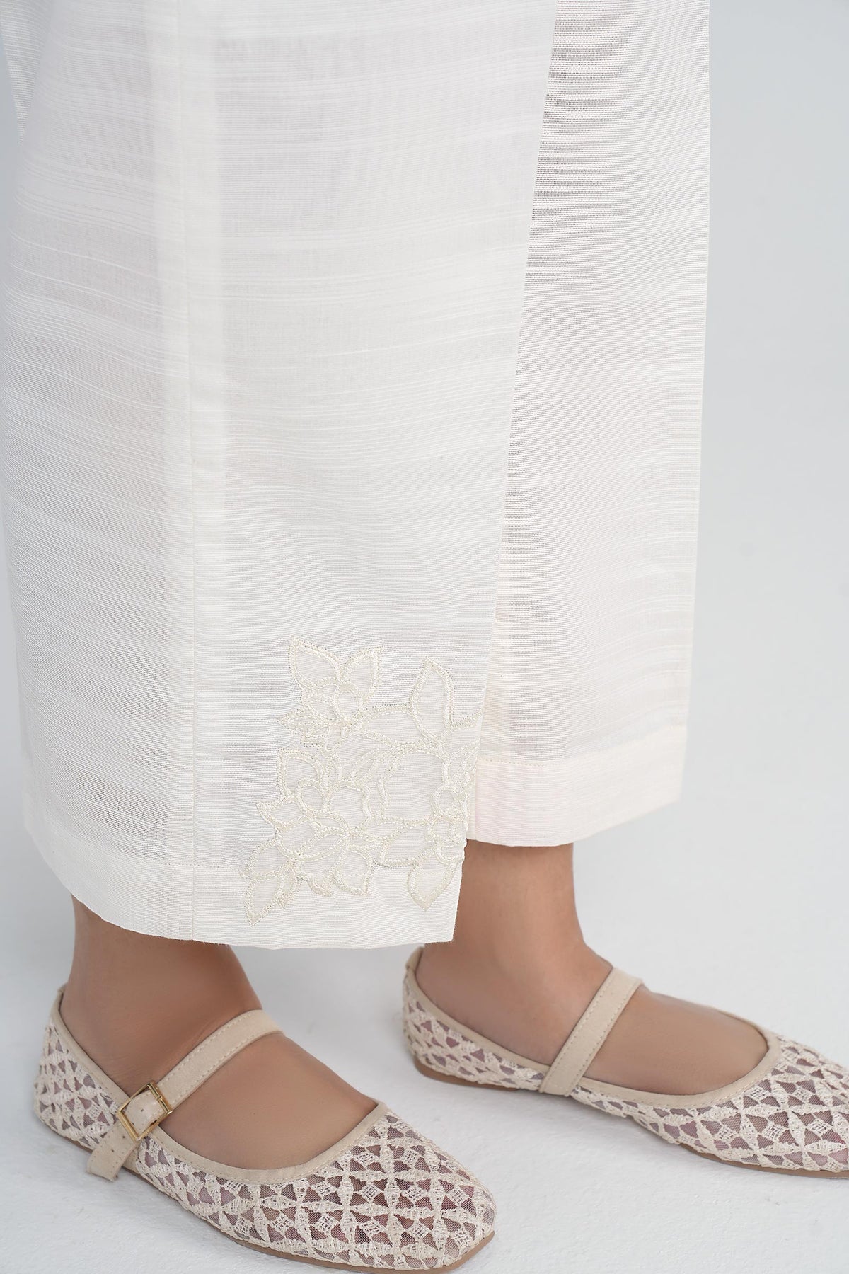 Dyed Slub Khaddar Trouser