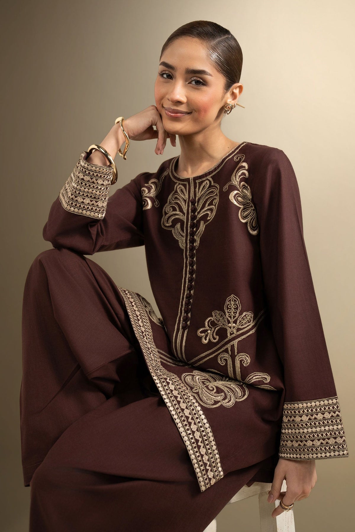 2 Pc Embroidered Crosshatch Suit