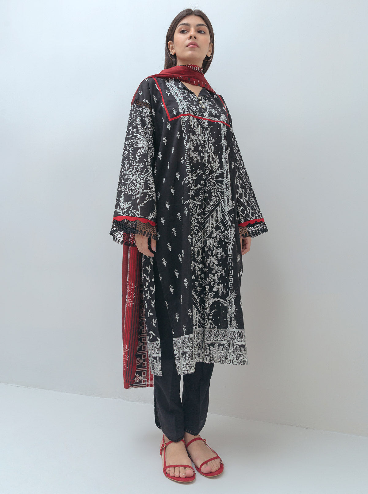 Botanical Black-Printed-3P