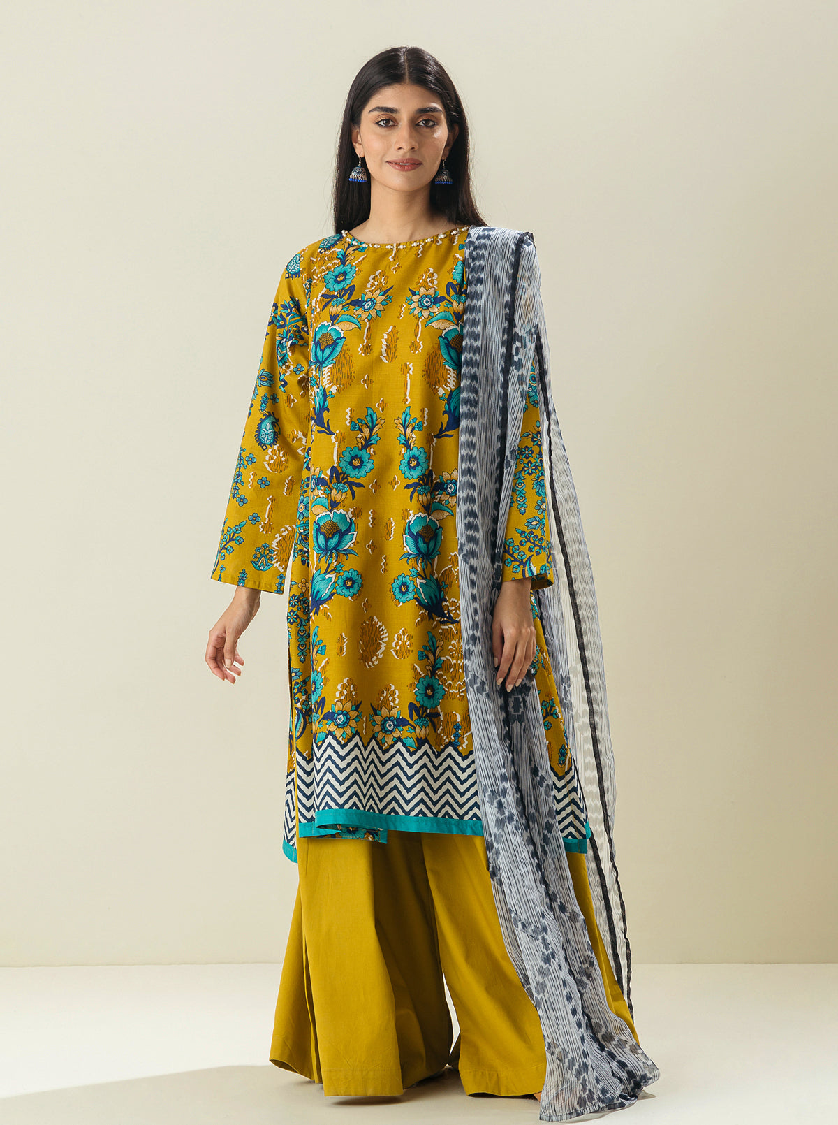 2 Piece - Printed Lawn Suit - Porcelain Dreams