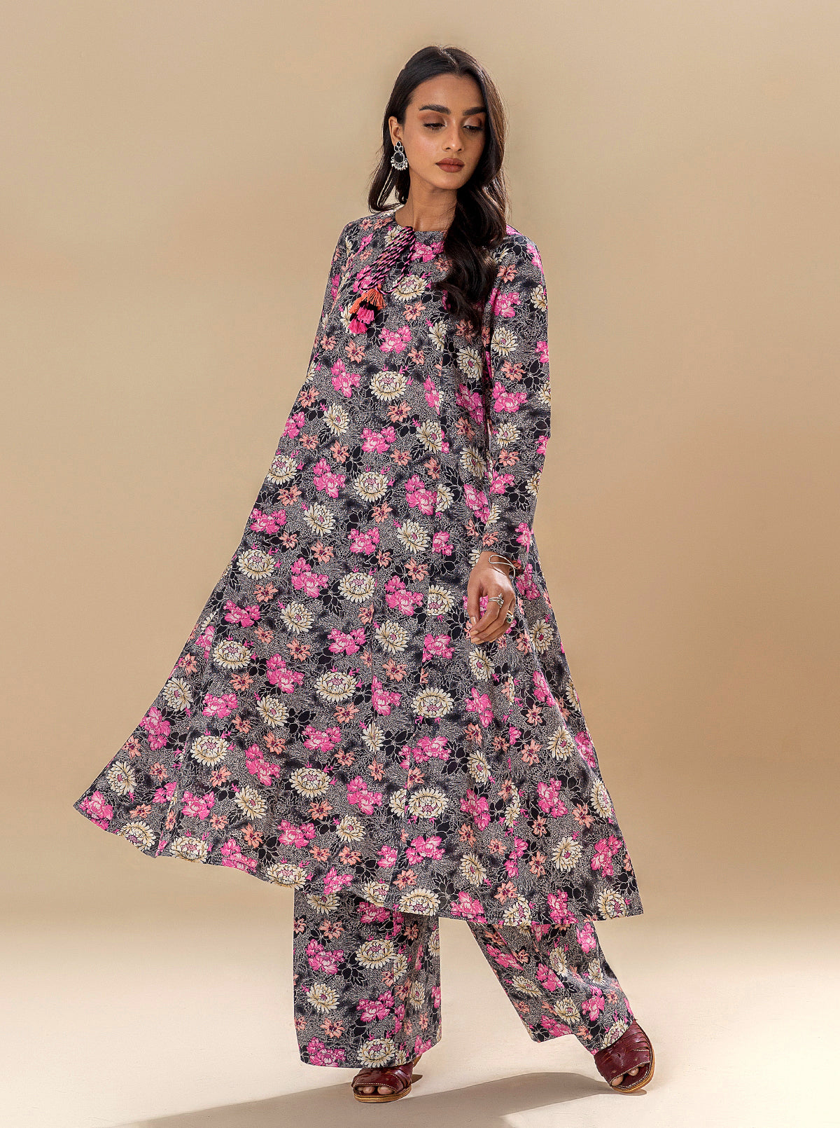 2 Piece Printed Lawn Suit-Ebony Bloom (Unstitched)