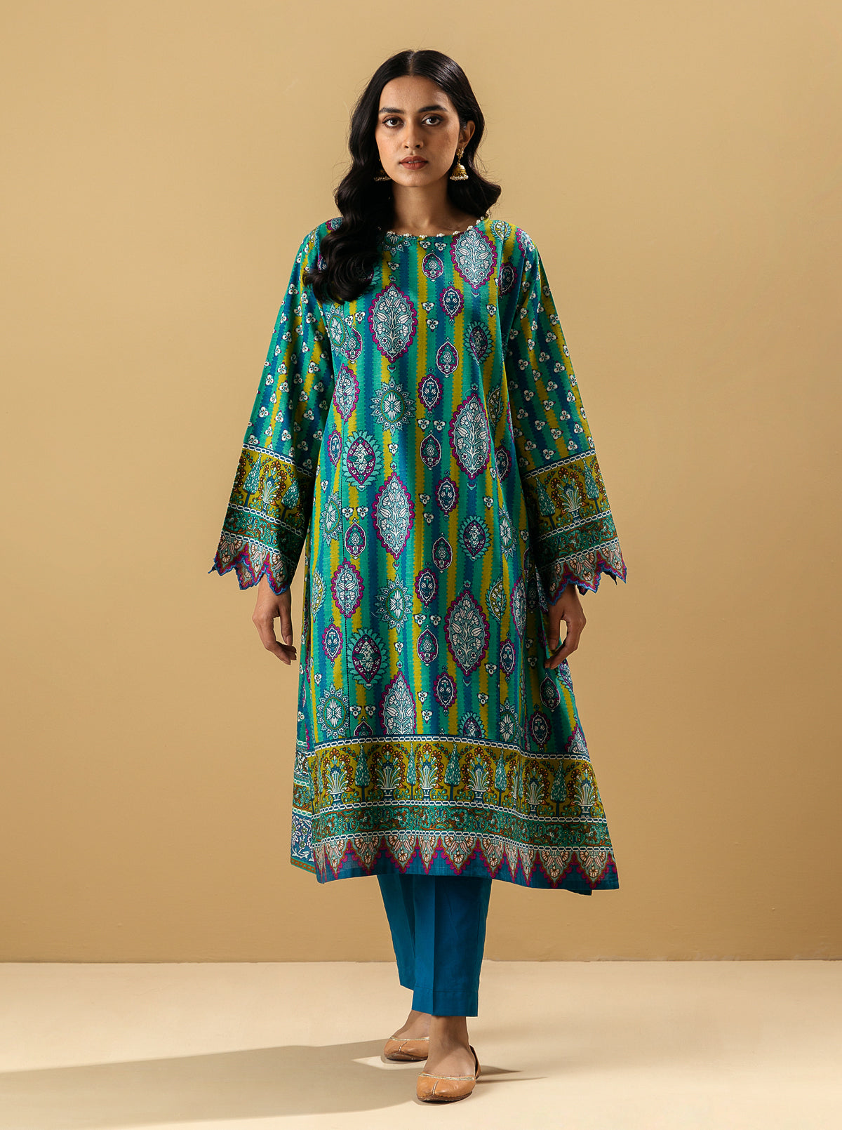 2 Piece - Printed Khaddar Suit - Peacock Caination