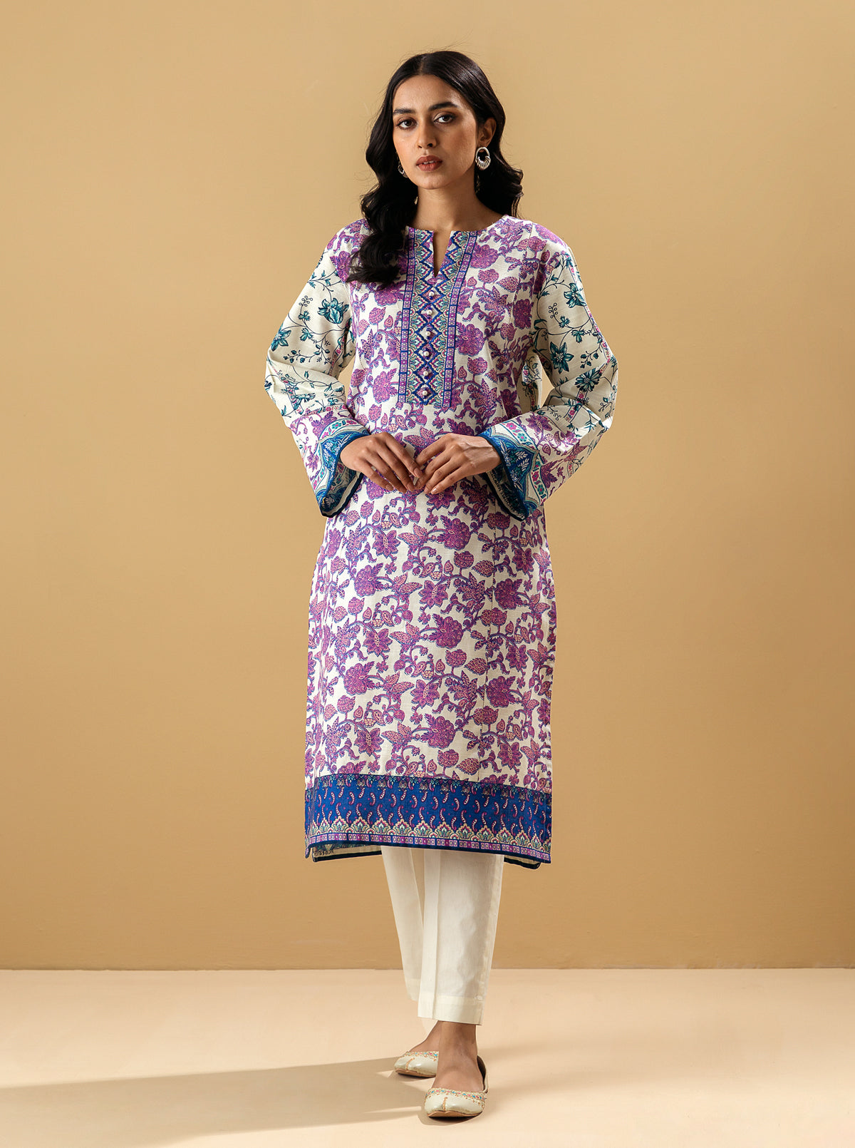 2 Piece - Printed Khaddar Suit - Gardenia