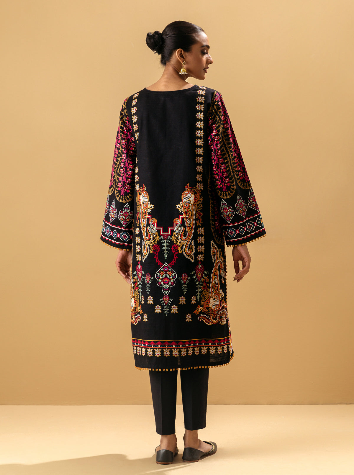 2 Piece - Printed Khaddar Suit - Black Forest