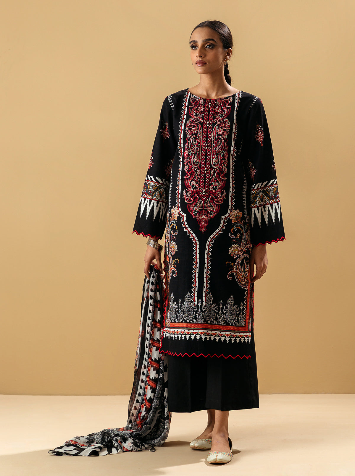 3 Piece - Embroidered Khaddar Suit - Smokey Quartz