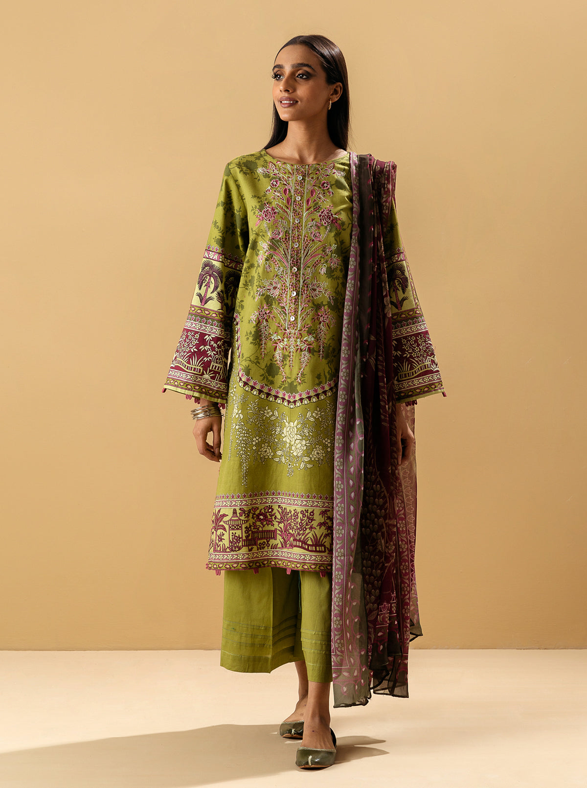 3 Piece - Embroidered Khaddar Suit - Dusky Bloom
