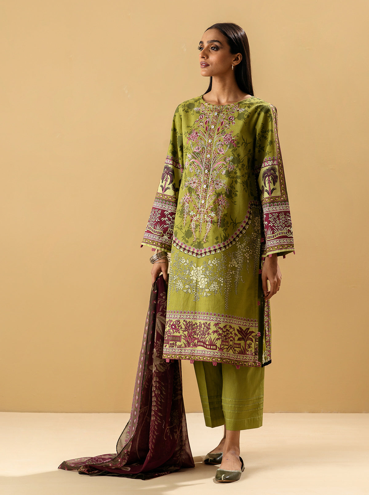 3 Piece - Embroidered Khaddar Suit - Dusky Bloom
