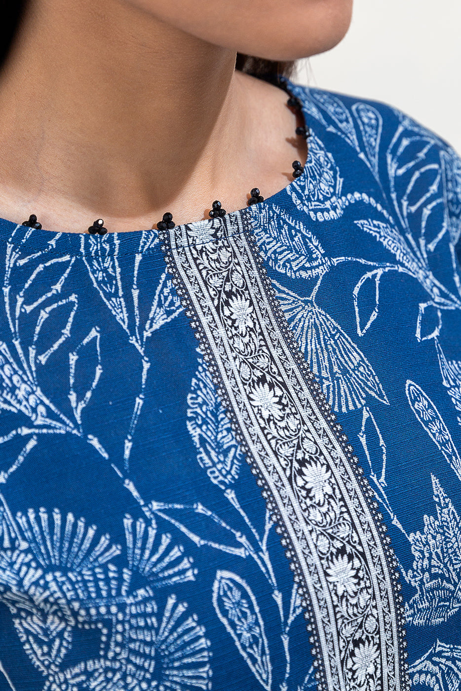 3 Piece Printed Khaddar Suit-Turqoise Meadow (Unstitched)