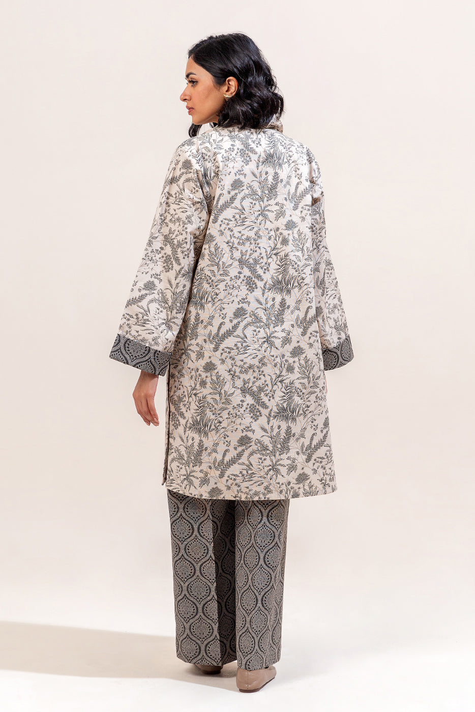 2 Piece Printed Khaddar Suit-Whisper Ash (Unstitched)