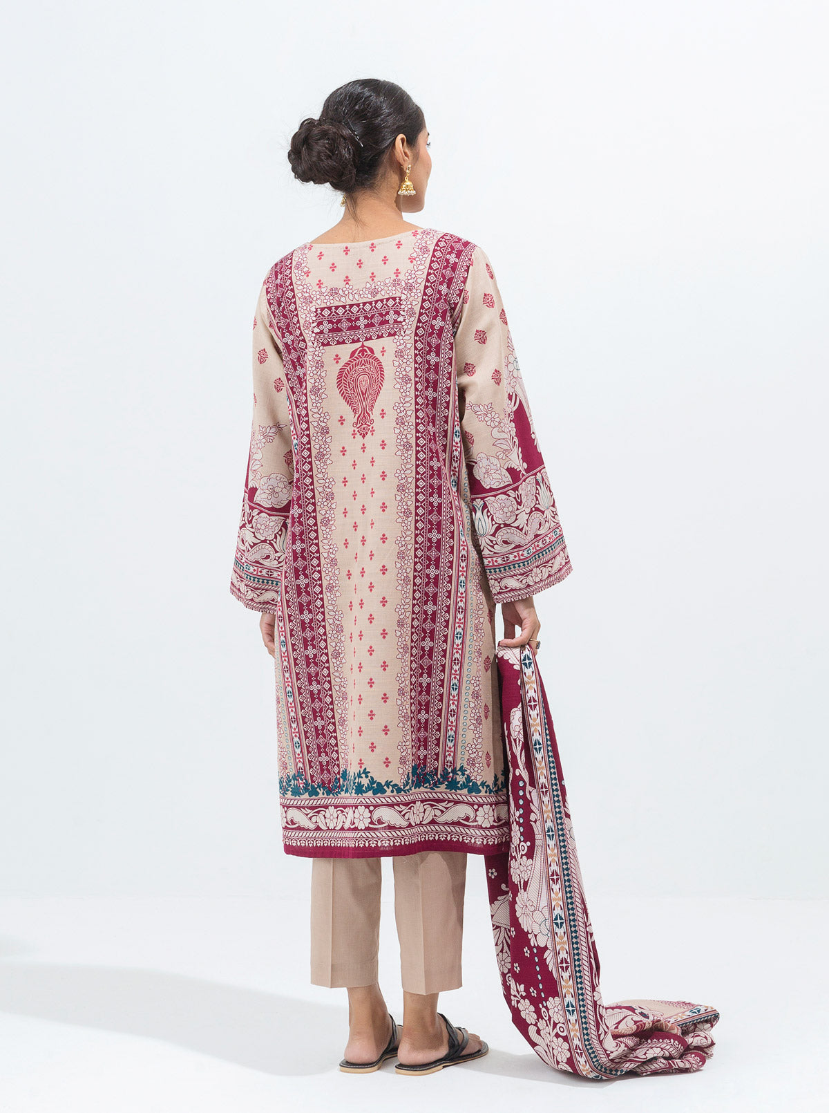 https://cdn.shopify.com/s/files/1/0488/9201/8848/files/MB2W21U17_6.jpg?v=1722261670