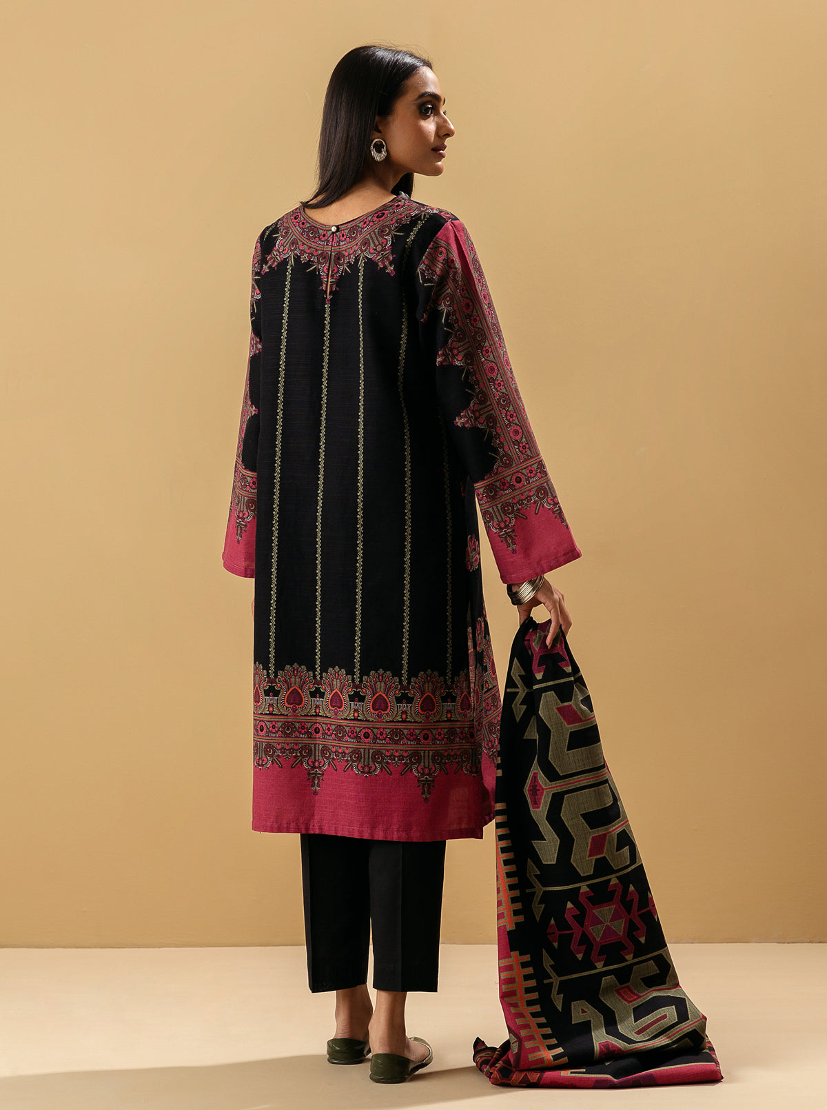 2 Piece - Printed Khaddar Suit - Mokash Black
