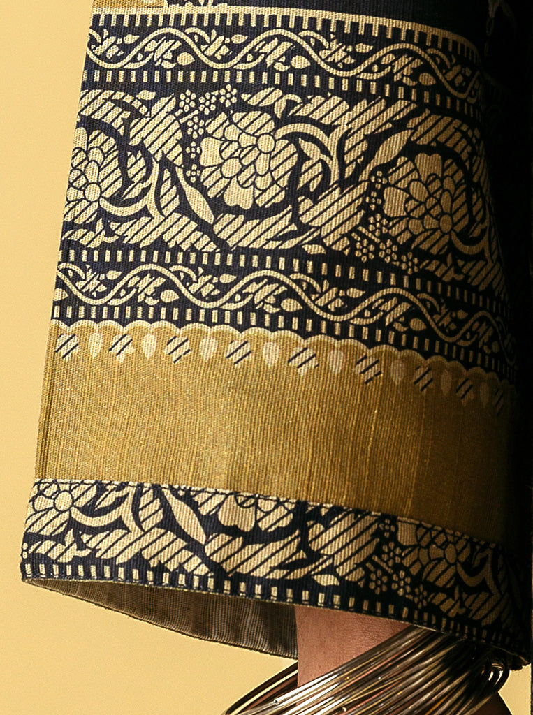 3 Piece - Printed Khaddar Suit - Oriental Black