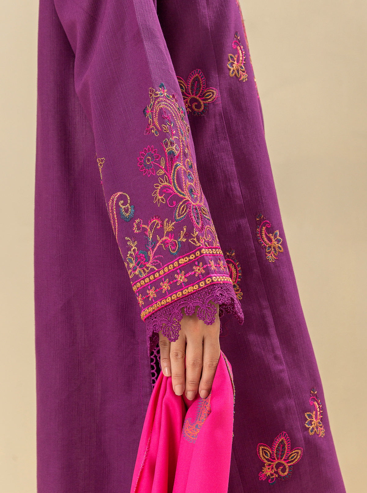 3 Piece - Embroidered Khaddar Suit - Kir Royale