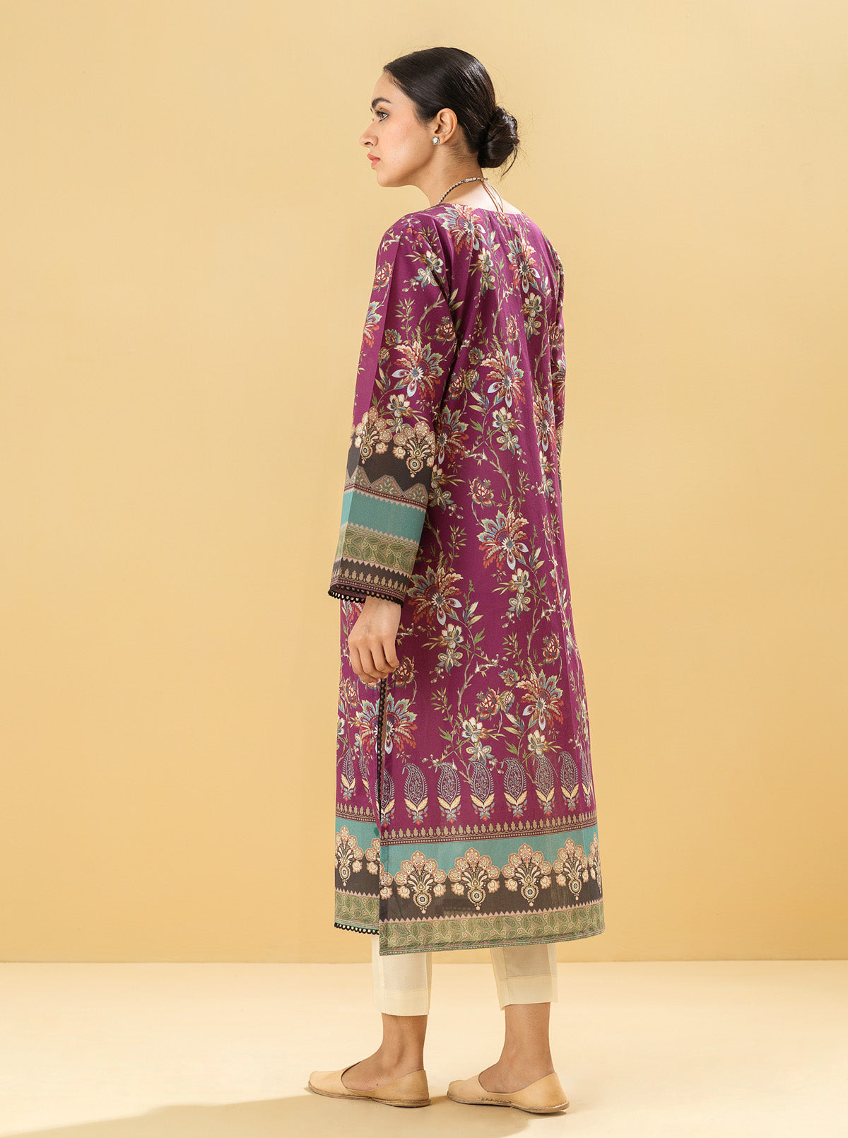 1 PIECE - PRINTED LAWN SHIRT - PLUM CHINTZMB3S22U04-MULTI-2000000196133-1PC