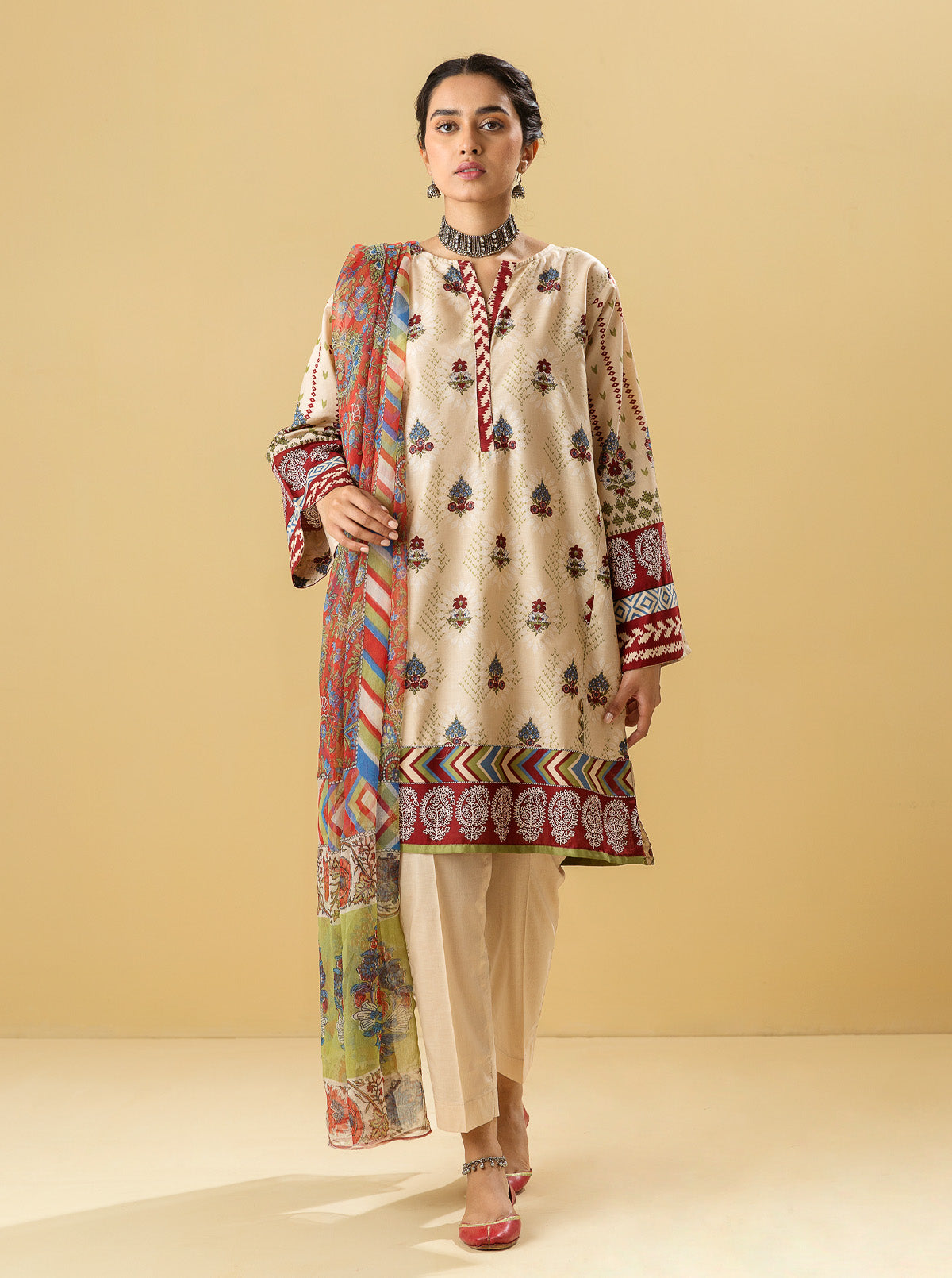3 PIECE - PRINTED LAWN SUIT - IVORY MISTMB3S22U28-BEIGE-2000000196678-3PC