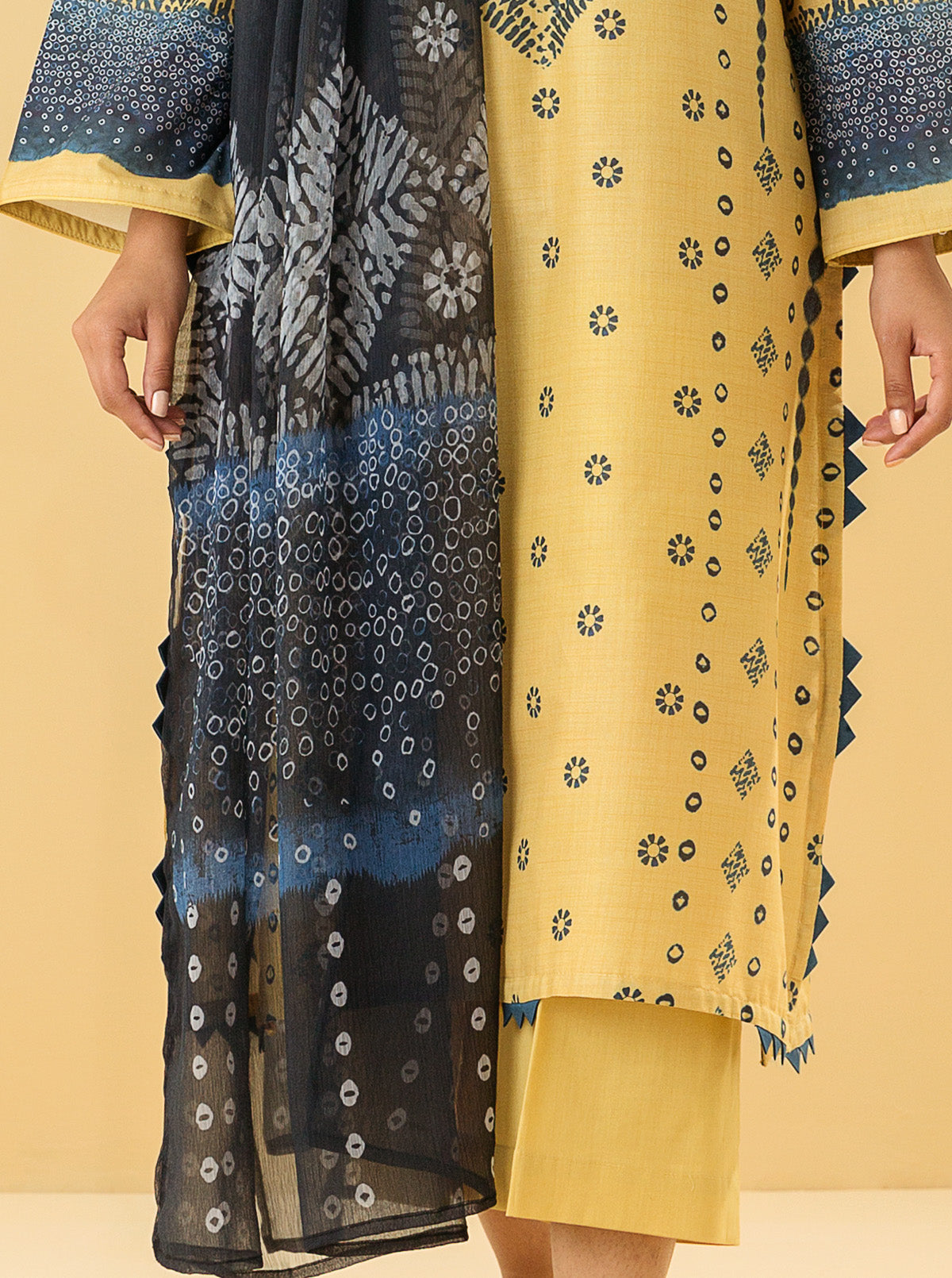 3 PIECE - PRINTED LAWN SUIT - OPAL YELLOW