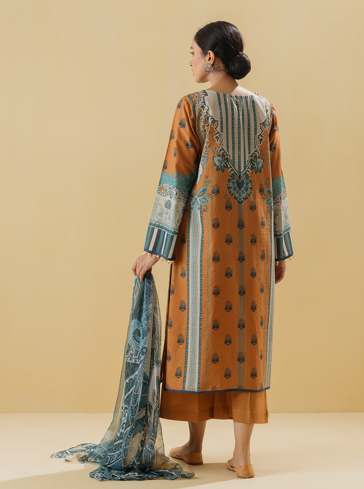 3 PIECE - PRINTED LAWN SUIT - TRIBAL TALESMB3S22U48-MULTI-2000000197834-3PC