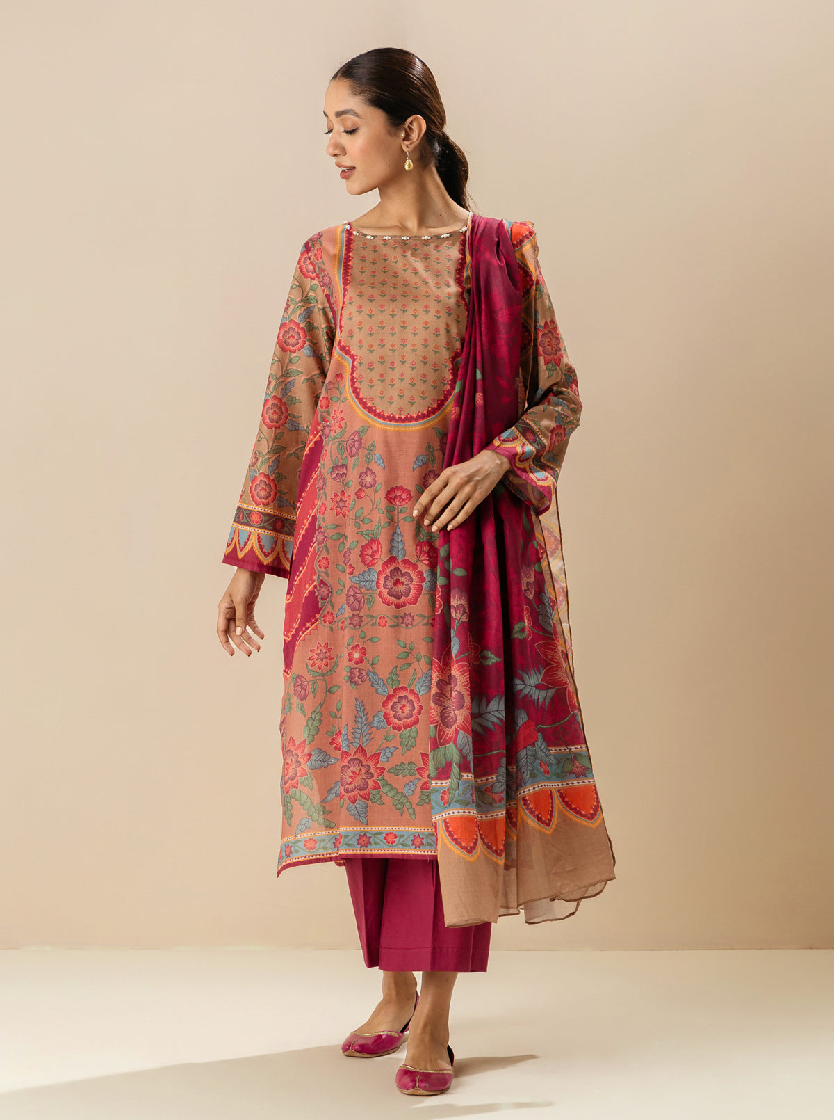 3 Piece - Printed Lawn Suit -Delicate Symphony