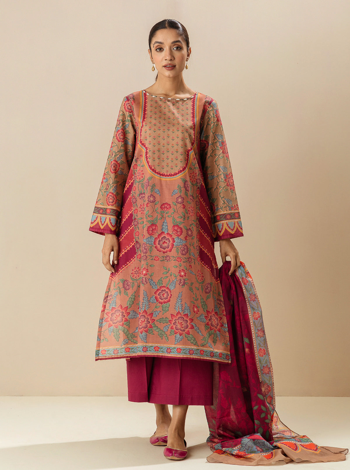 3 Piece - Printed Lawn Suit -Delicate Symphony