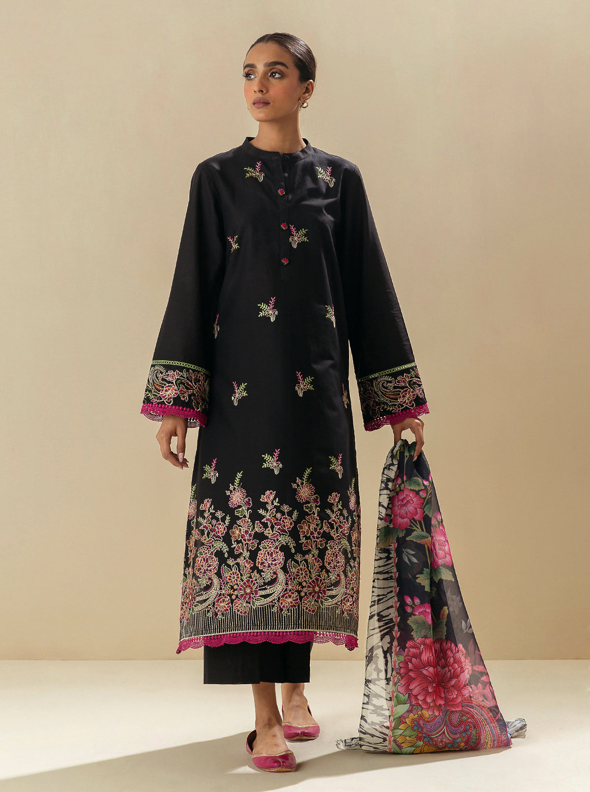 3 Piece - Embroidered Lawn Suit - Ebony Shine
