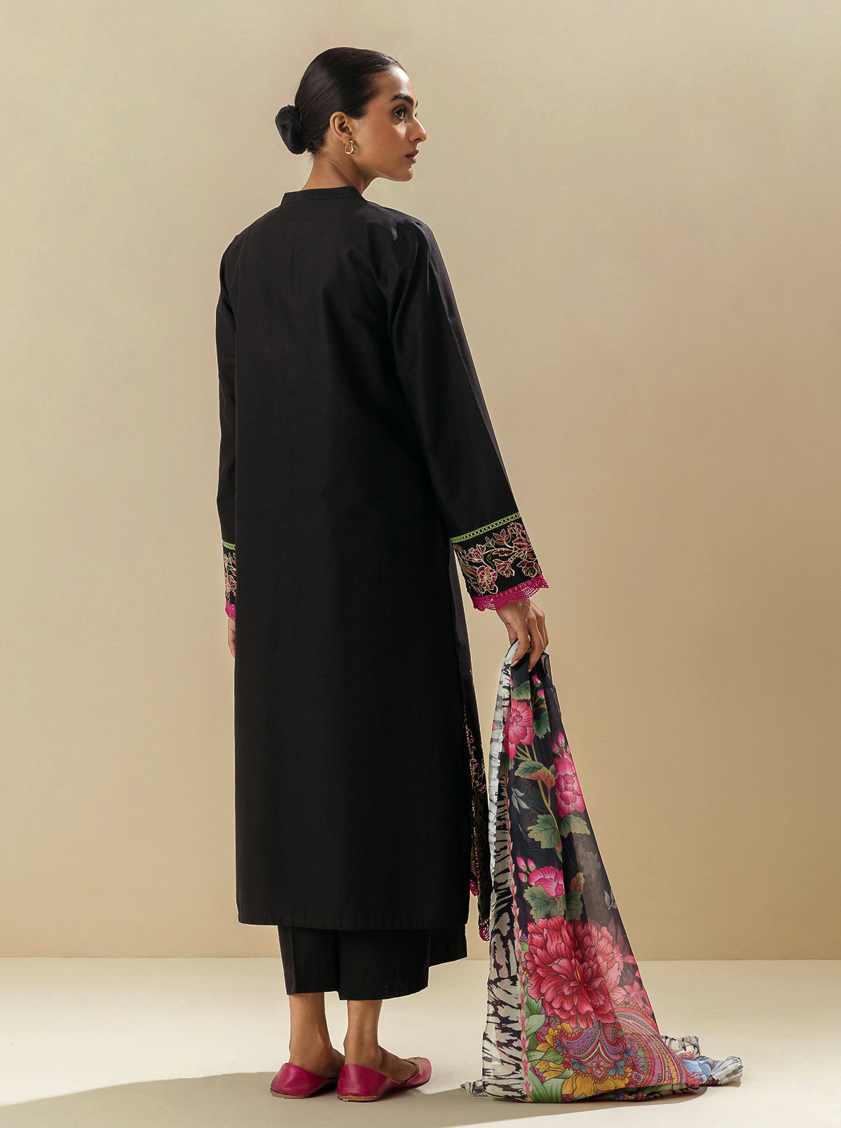 3 Piece - Embroidered Lawn Suit - Ebony Shine
