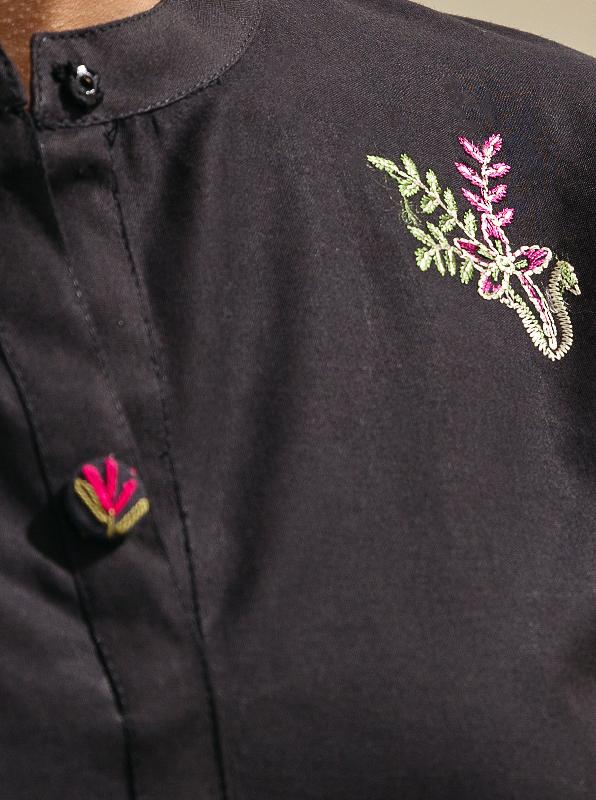 3 Piece - Embroidered Lawn Suit - Ebony Shine