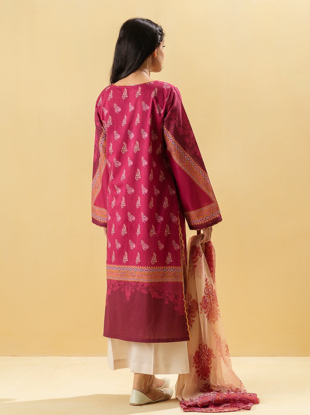 2 PIECE - PRINTED LAWN SUIT - CRIMSON HUES
