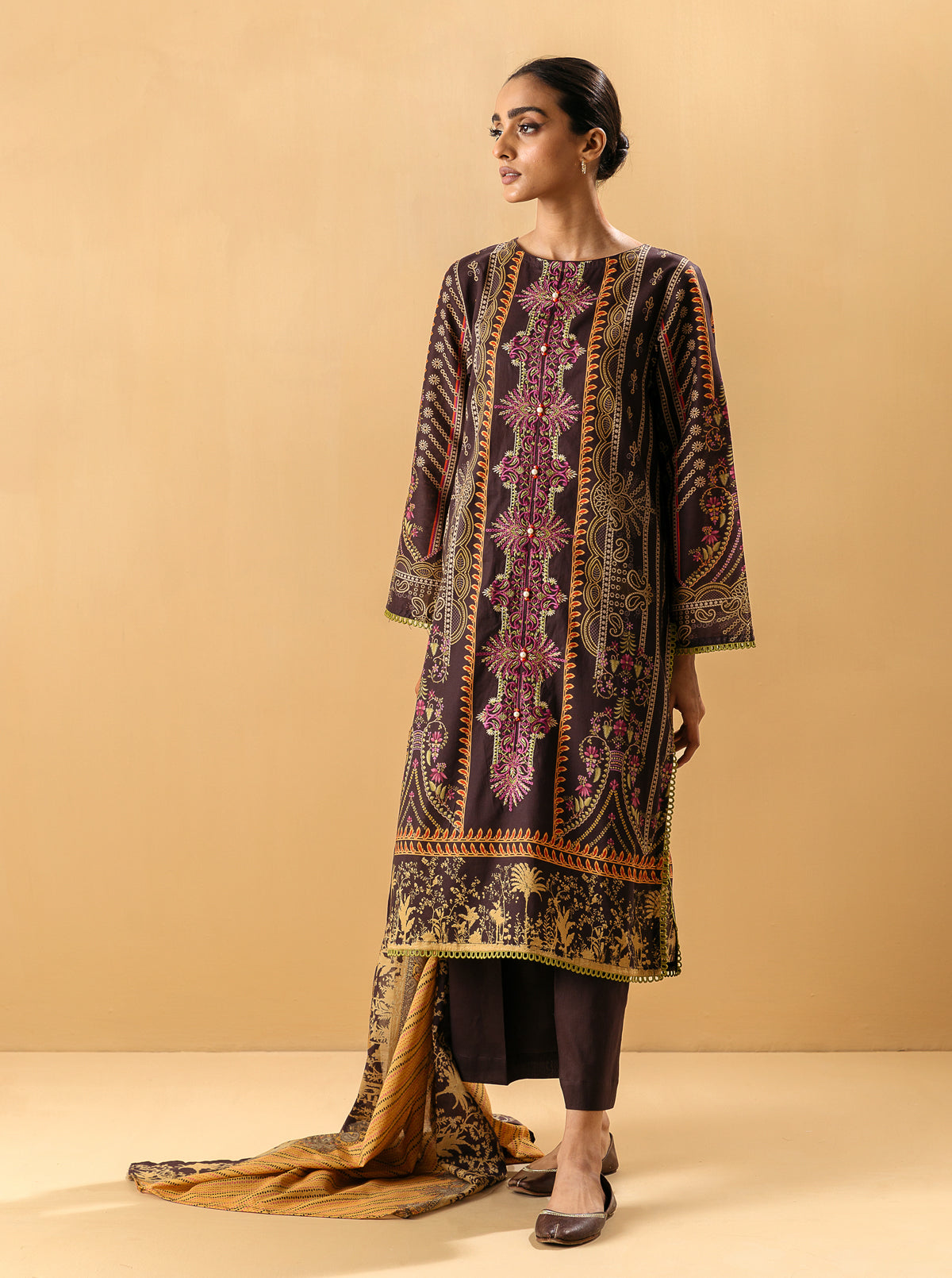 3 Piece - Embroidered Lawn Suit - Classic Ethnic