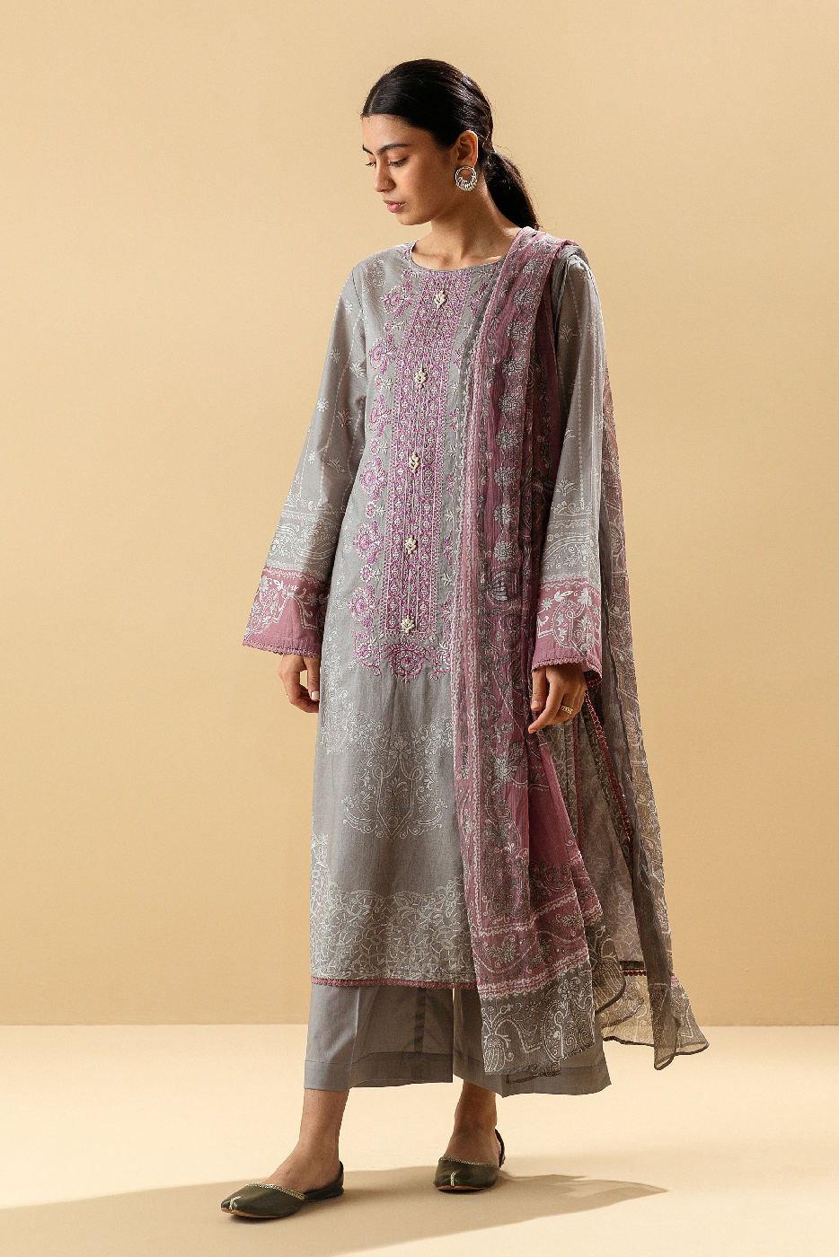 3 Piece - Embroidered Lawn Suit - Classic Grey