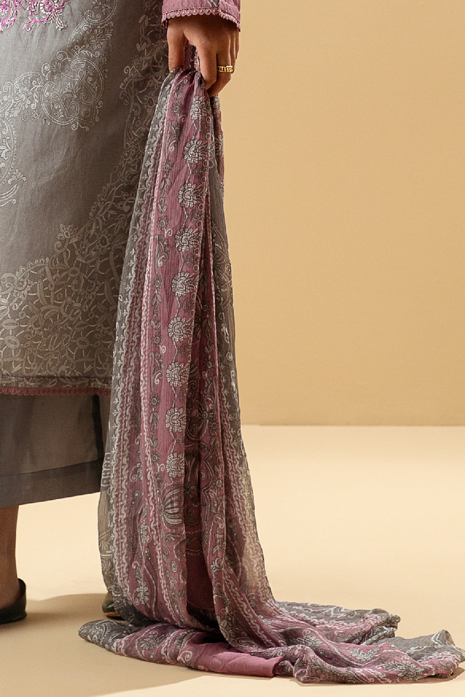 3 Piece - Embroidered Lawn Suit - Classic Grey