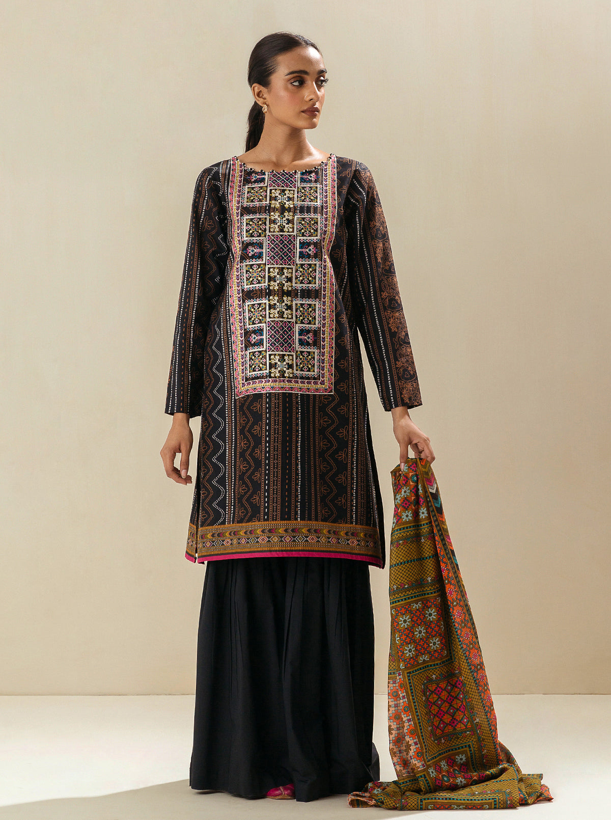 2 Piece - Embroidered Lawn Suit - Ebony Grand