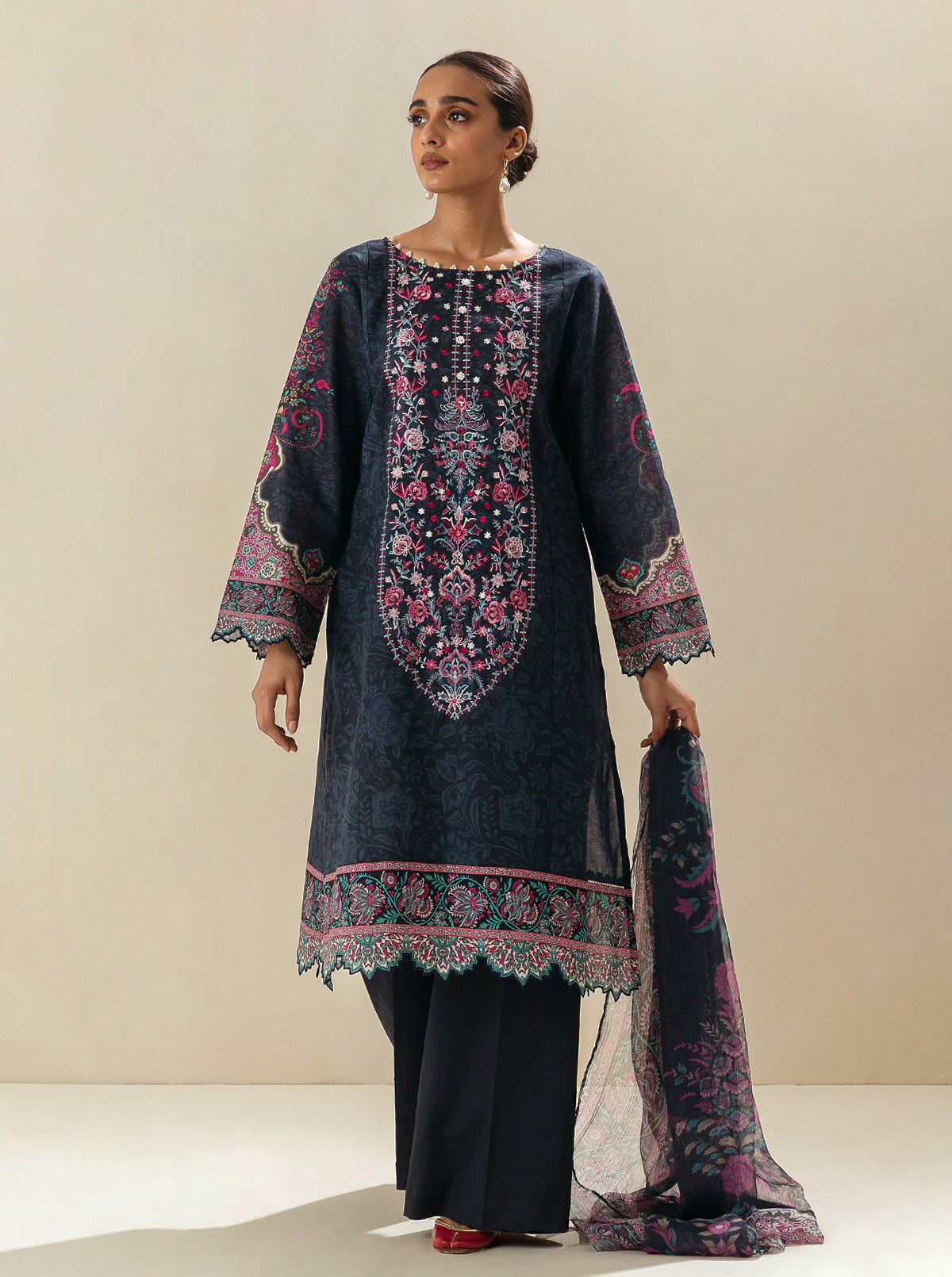 3 Piece - Embroidered Lawn Suit - Baritone Bricks