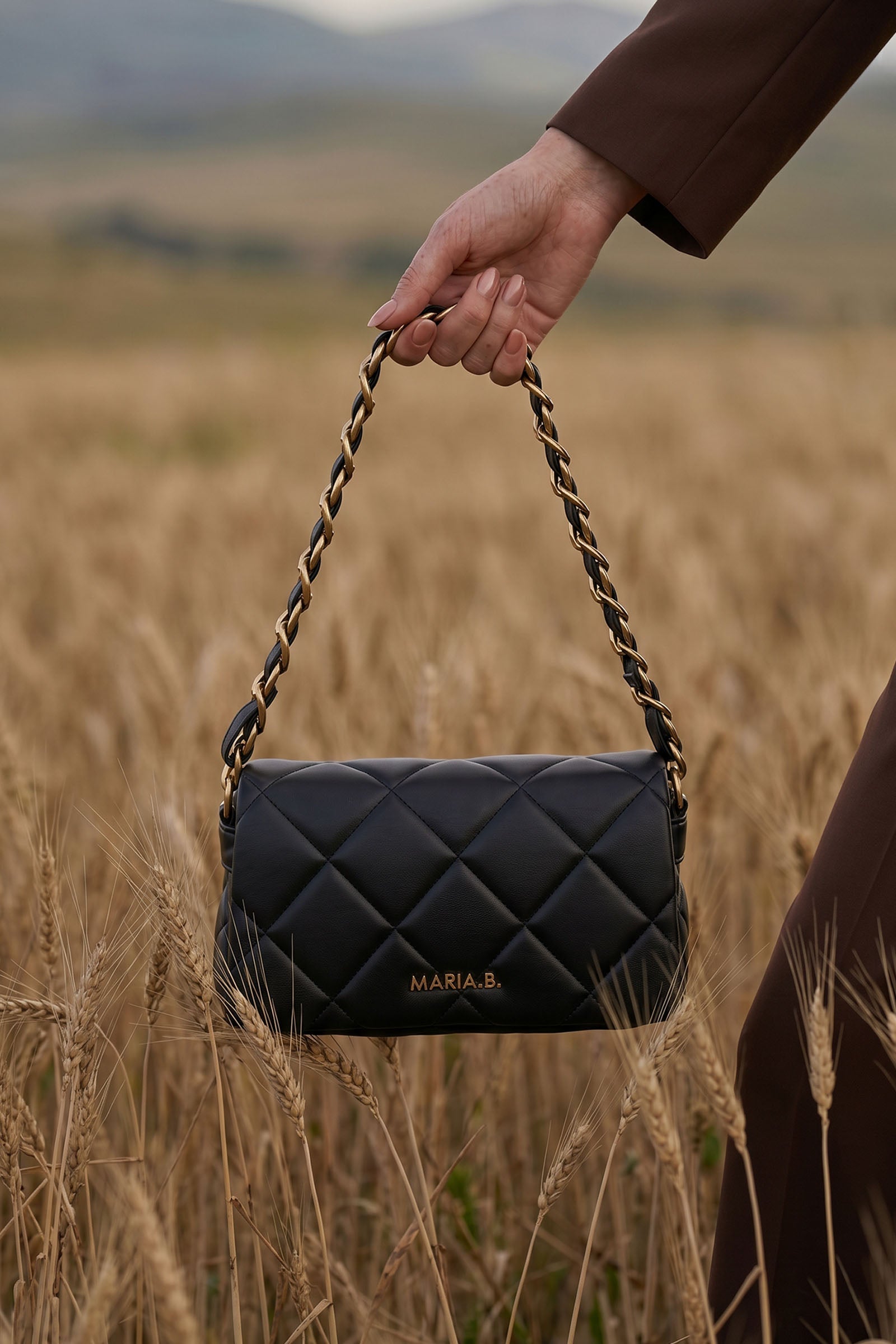 https://cdn.shopify.com/s/files/1/0620/8788/9062/files/MBG-SS26-08_Black_13.jpg?v=1779373596