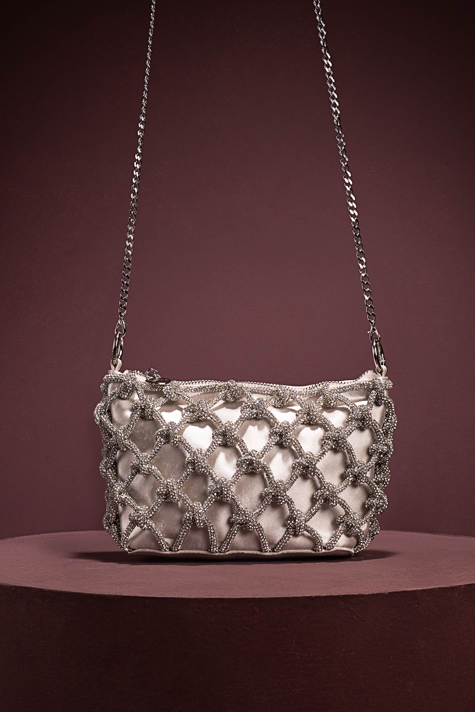 https://cdn.shopify.com/s/files/1/0620/8788/9062/files/MBG-SS26-17Silver_A.jpg?v=1777897346