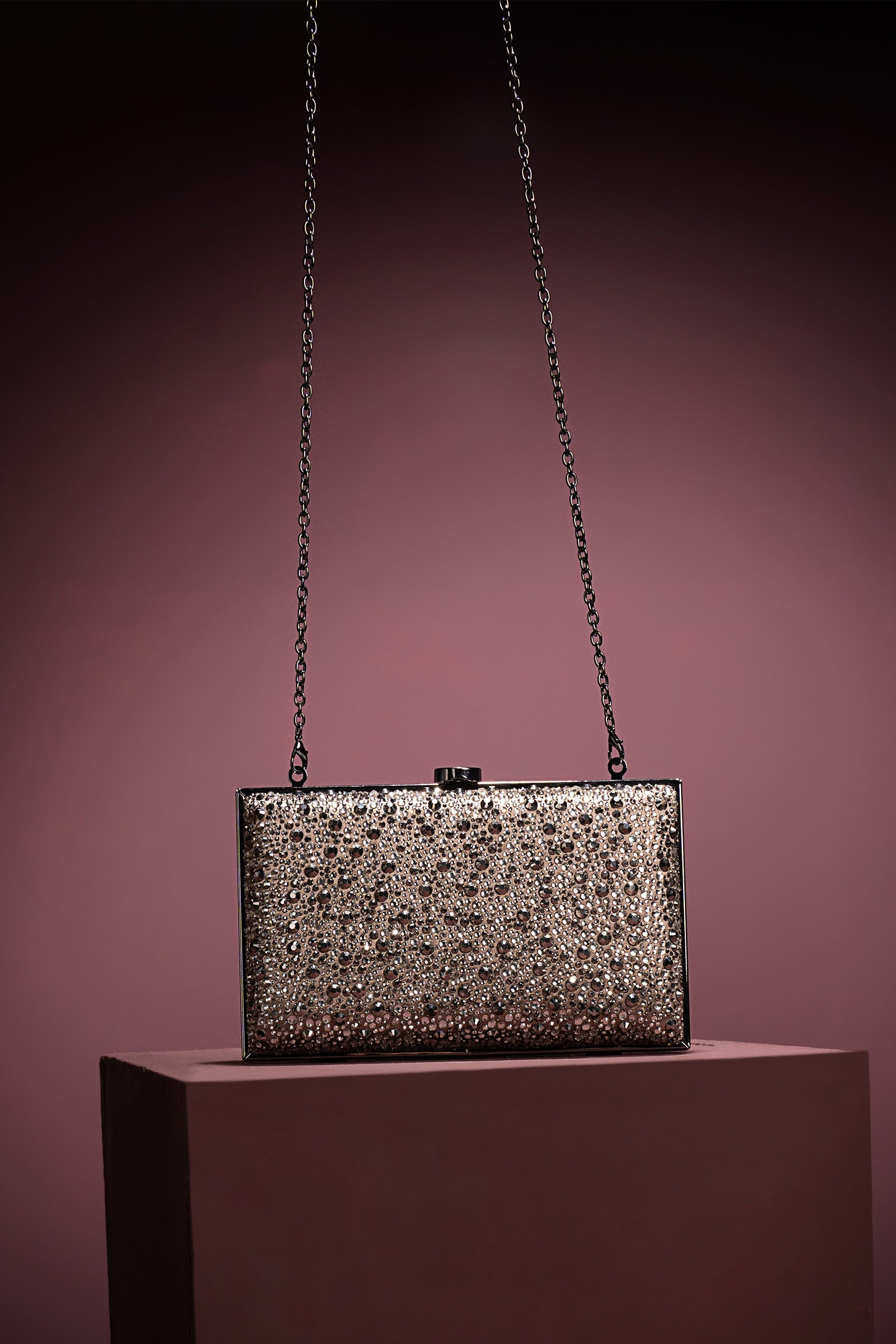 https://cdn.shopify.com/s/files/1/0620/8788/9062/files/MBG-SS26-22Black_A.jpg?v=1777896760