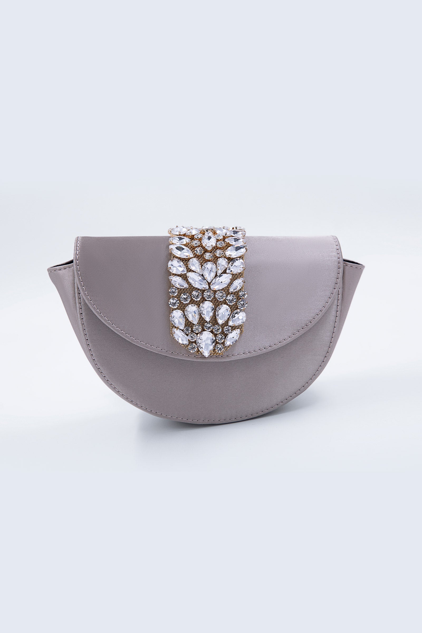 https://cdn.shopify.com/s/files/1/0620/8788/9062/files/MBG-W2310GOLDFRONT.jpg?v=1700222783