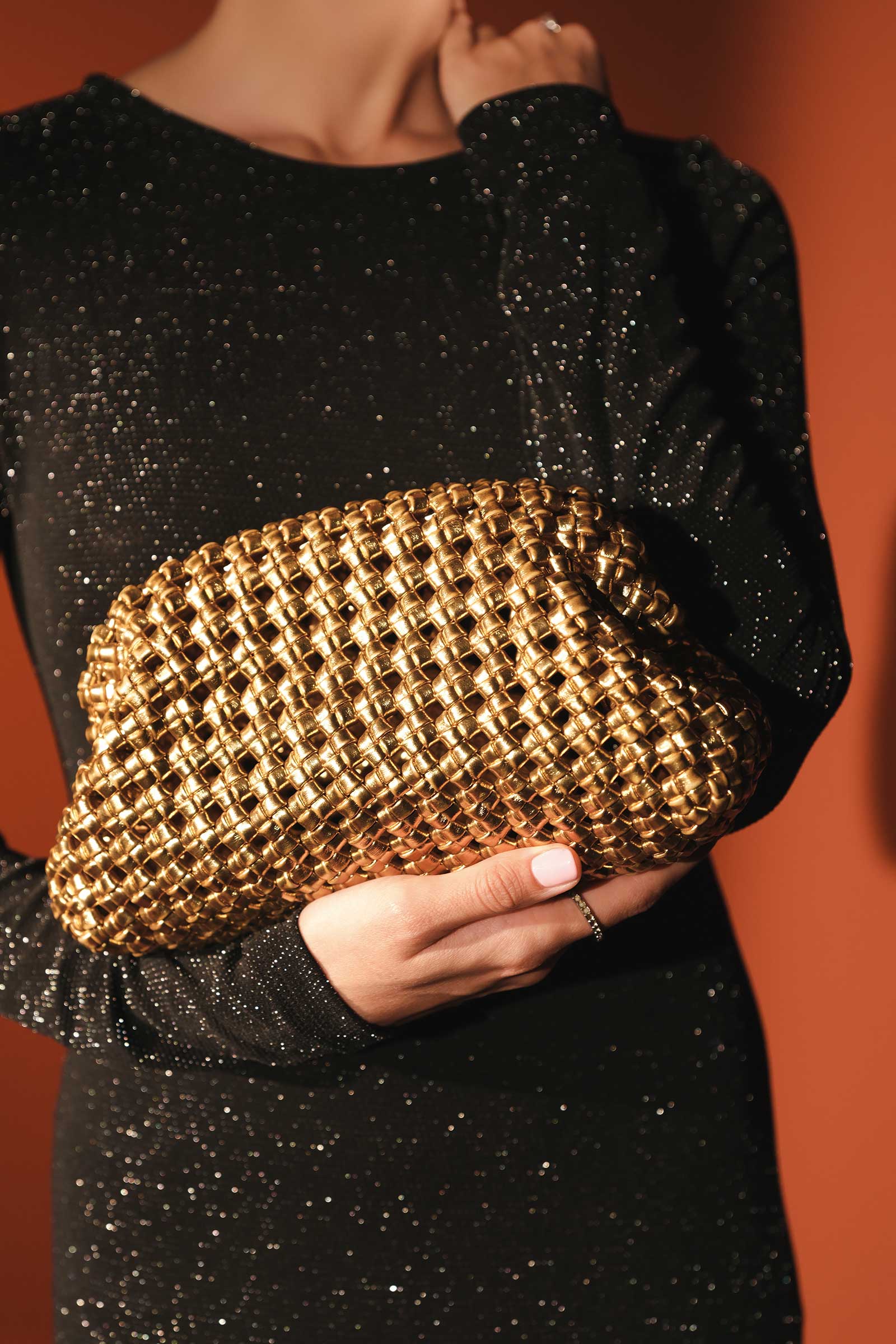 https://cdn.shopify.com/s/files/1/0620/8788/9062/files/MBG-W24-10GoldCloseup_A.jpg?v=1745232213