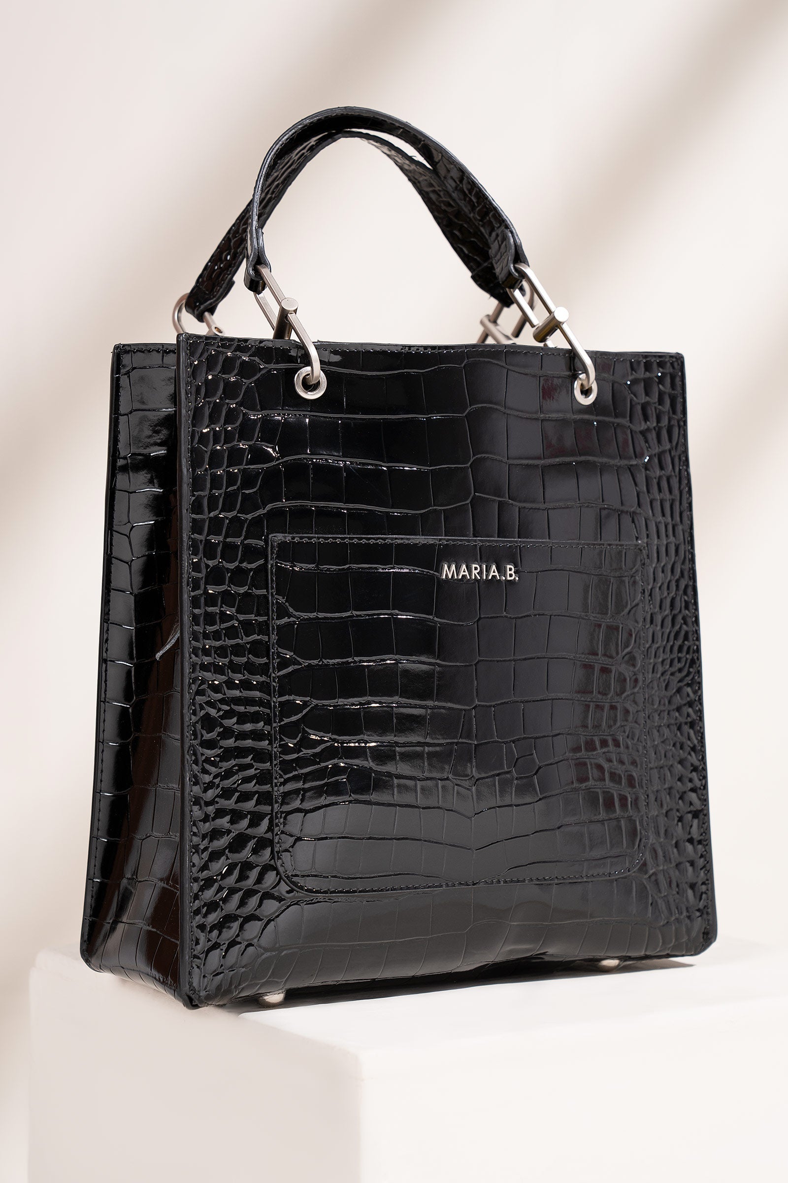 https://cdn.shopify.com/s/files/1/0620/8788/9062/files/MBG-W25-04BlackSide_B.jpg?v=1763734666