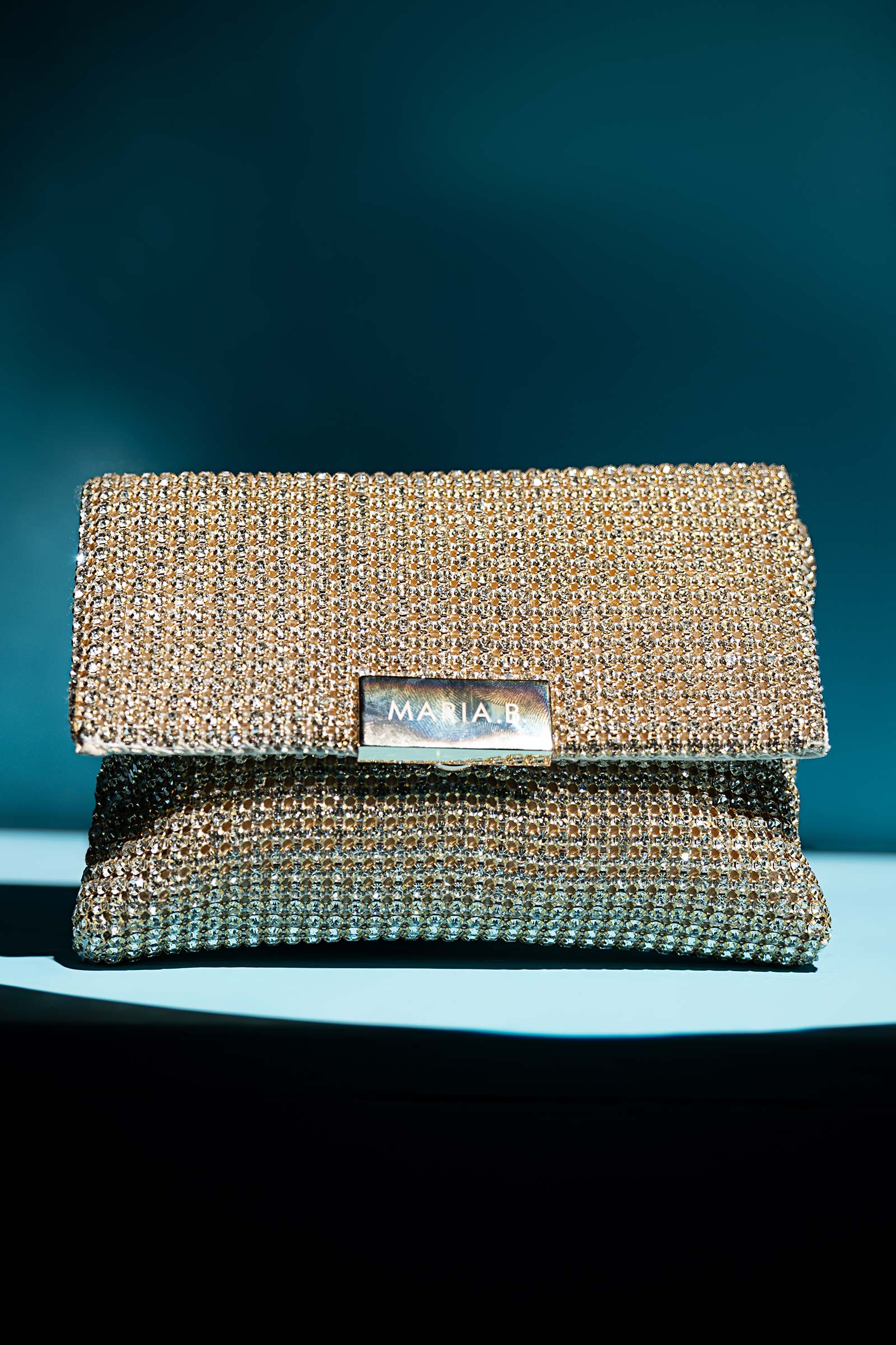 https://cdn.shopify.com/s/files/1/0620/8788/9062/files/MBG-W25-07GoldFront_A.jpg?v=1763734882