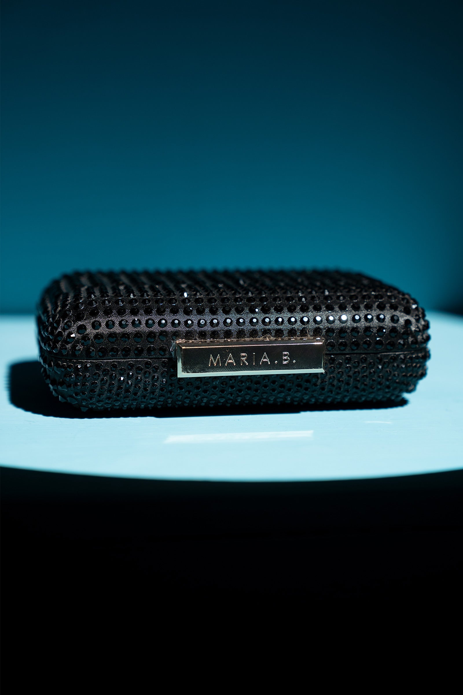 https://cdn.shopify.com/s/files/1/0620/8788/9062/files/MBG-W25-10BlackCloseup_D.jpg?v=1762953478