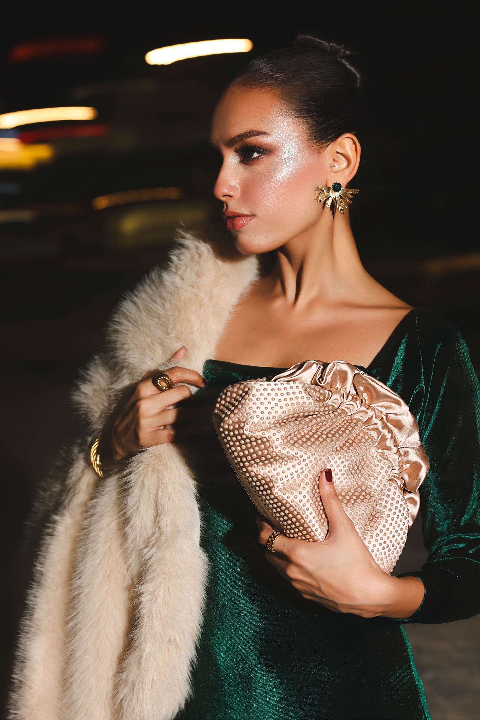 https://cdn.shopify.com/s/files/1/0620/8788/9062/files/MBG-W25-11-Pink_Closeup_B.jpg?v=1763735404