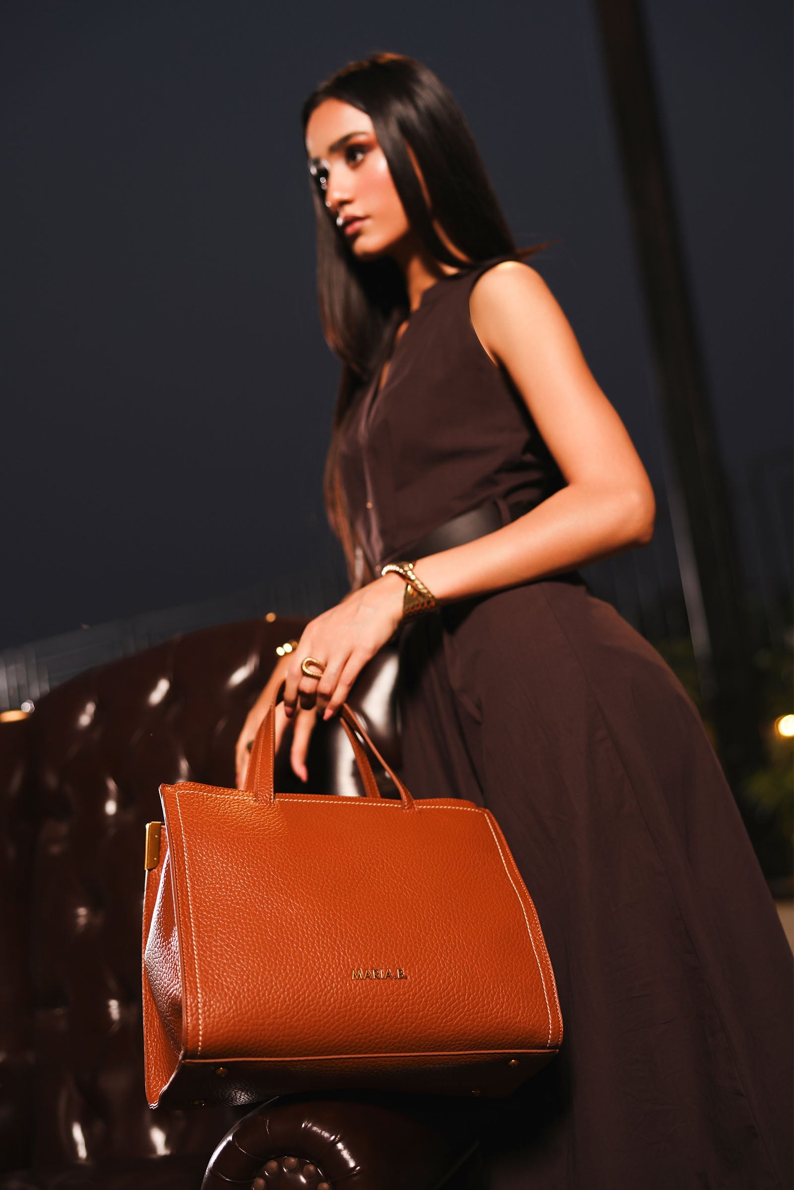 https://cdn.shopify.com/s/files/1/0620/8788/9062/files/MBG-W25-19-Brown_Closeup_B_..jpg?v=1763736036