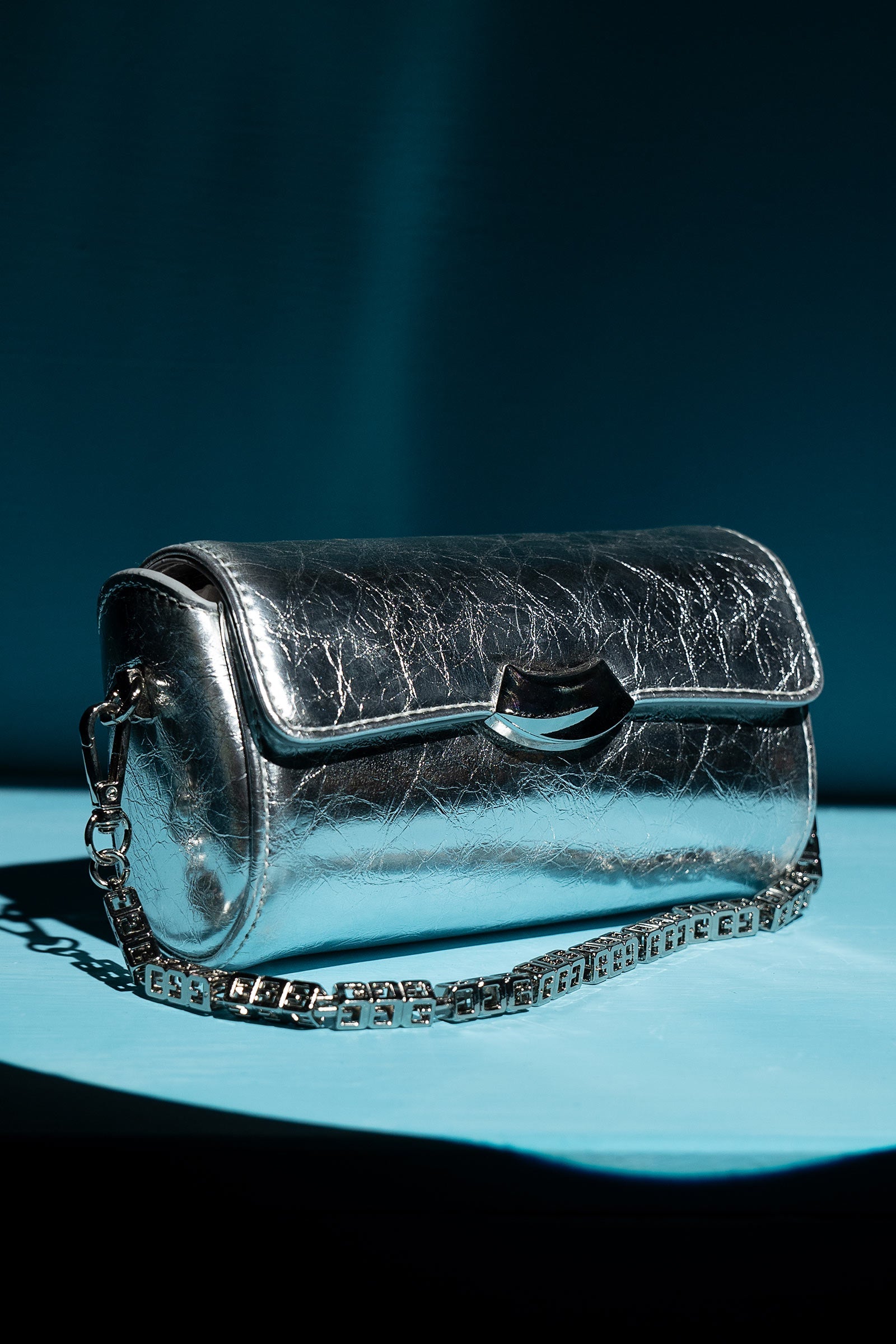 https://cdn.shopify.com/s/files/1/0620/8788/9062/files/MBG-W25-20SilverSide_B.jpg?v=1762953395