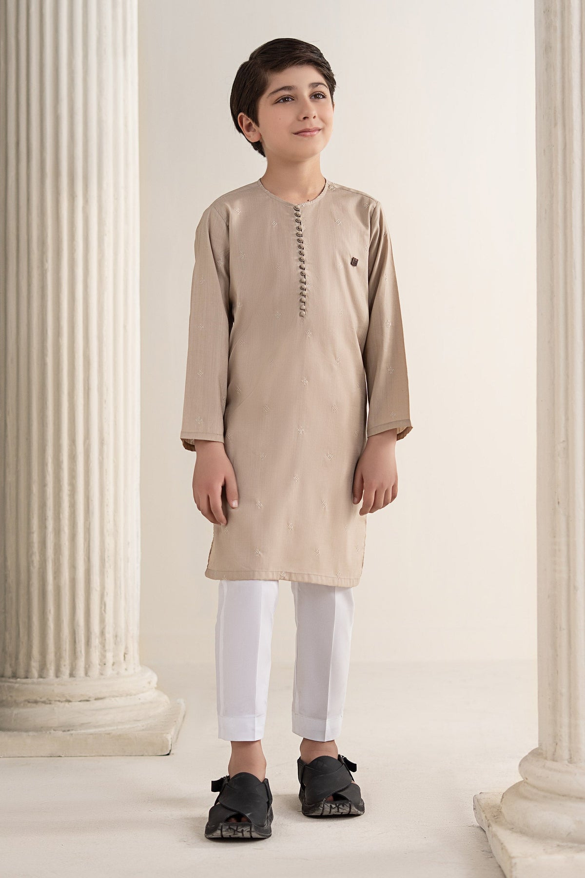 Embroidered Abalone Kurta
