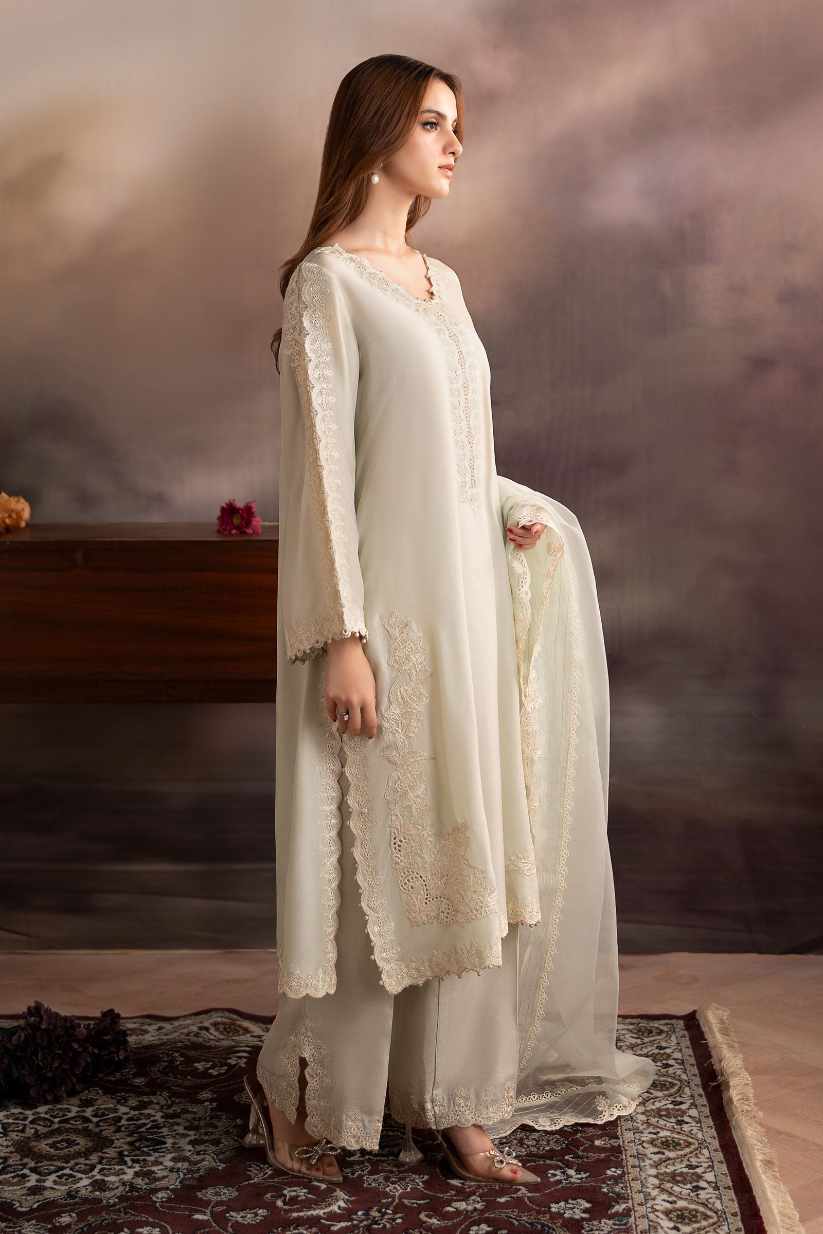 3 Piece Embroidered Tassel Silk Suit