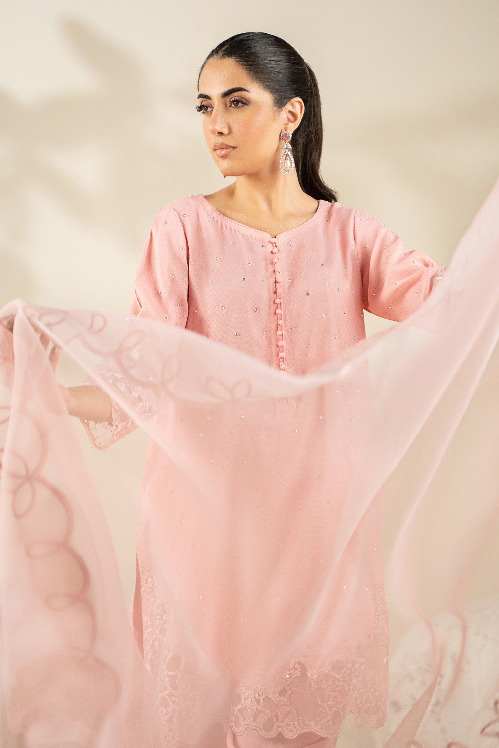 https://cdn.shopify.com/s/files/1/0620/8788/9062/files/MBS_W25_14_Pink_Closeup_E.jpg?v=1759145951