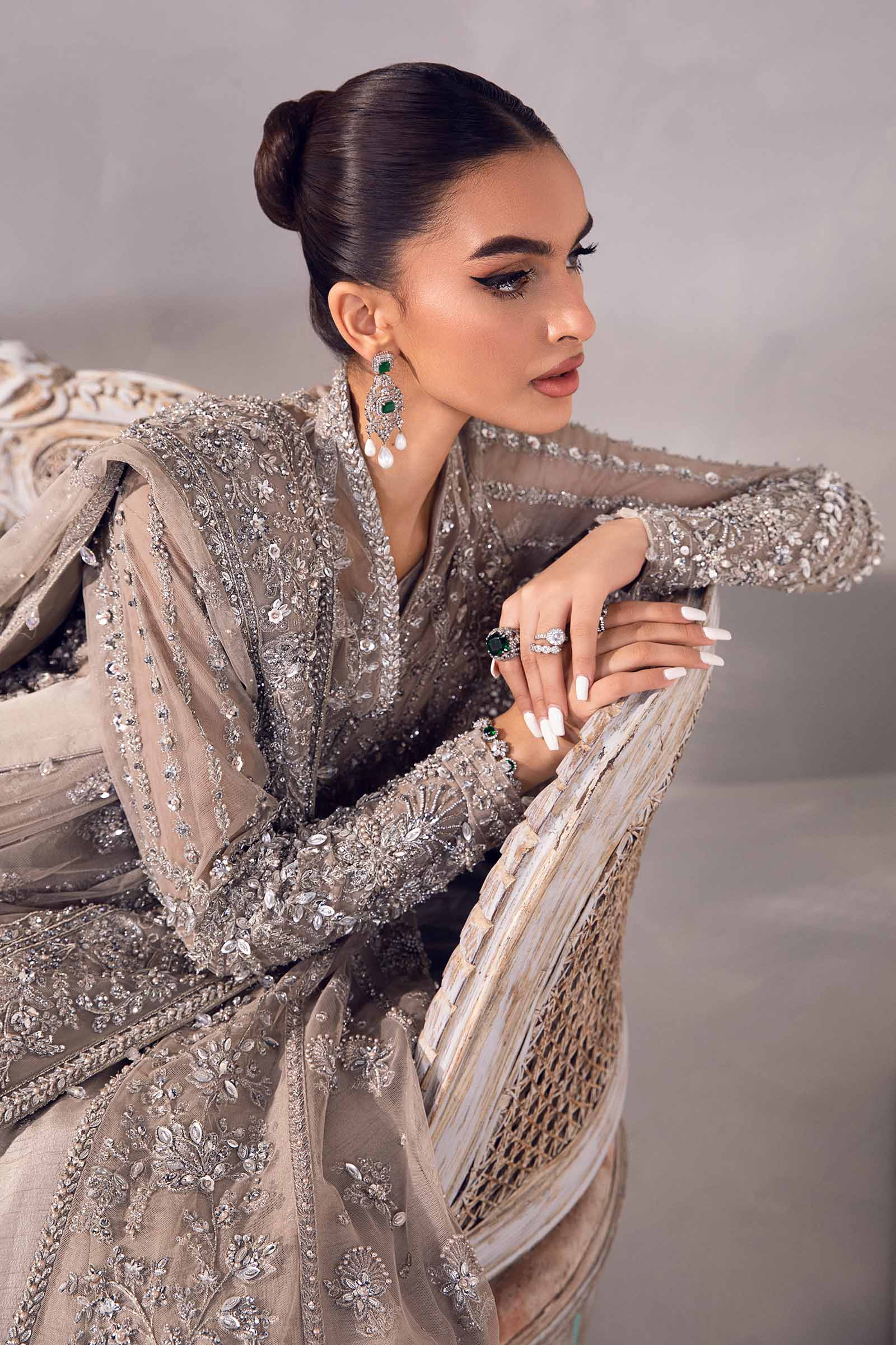 https://cdn.shopify.com/s/files/1/0620/8788/9062/files/MC-10-13Closeup_I..jpg?v=1729925905