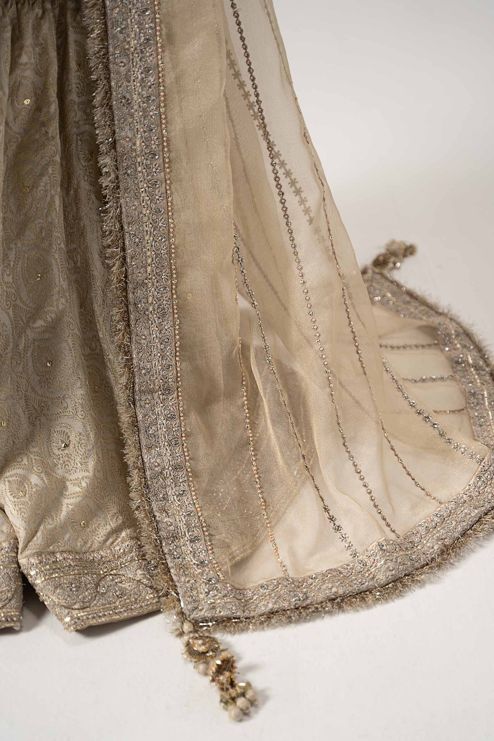 https://cdn.shopify.com/s/files/1/0620/8788/9062/files/MC-26V1-04Closeup_S.jpg?v=1781010101
