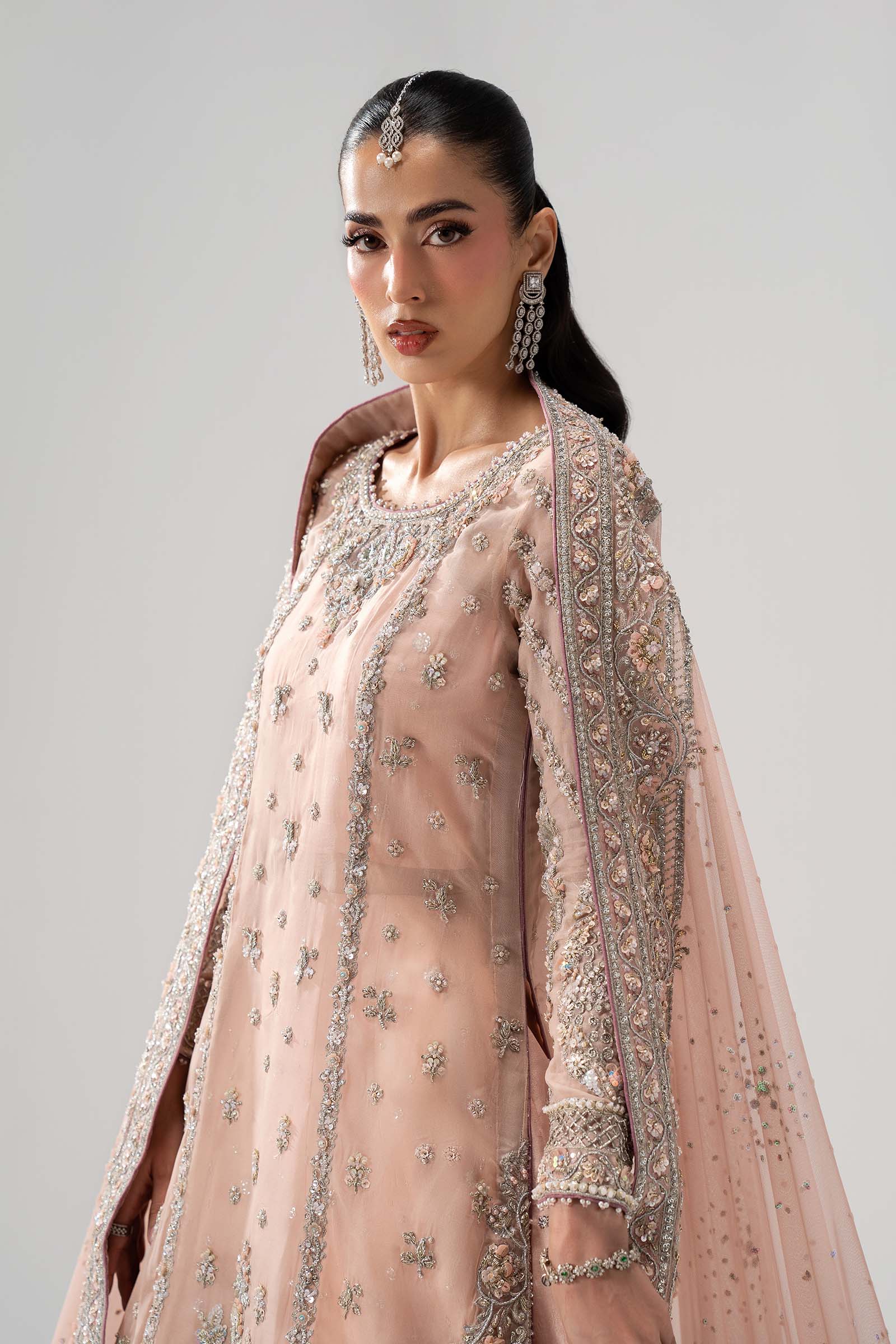 https://cdn.shopify.com/s/files/1/0620/8788/9062/files/MC-26V1-13Closeup_F.jpg?v=1781009272